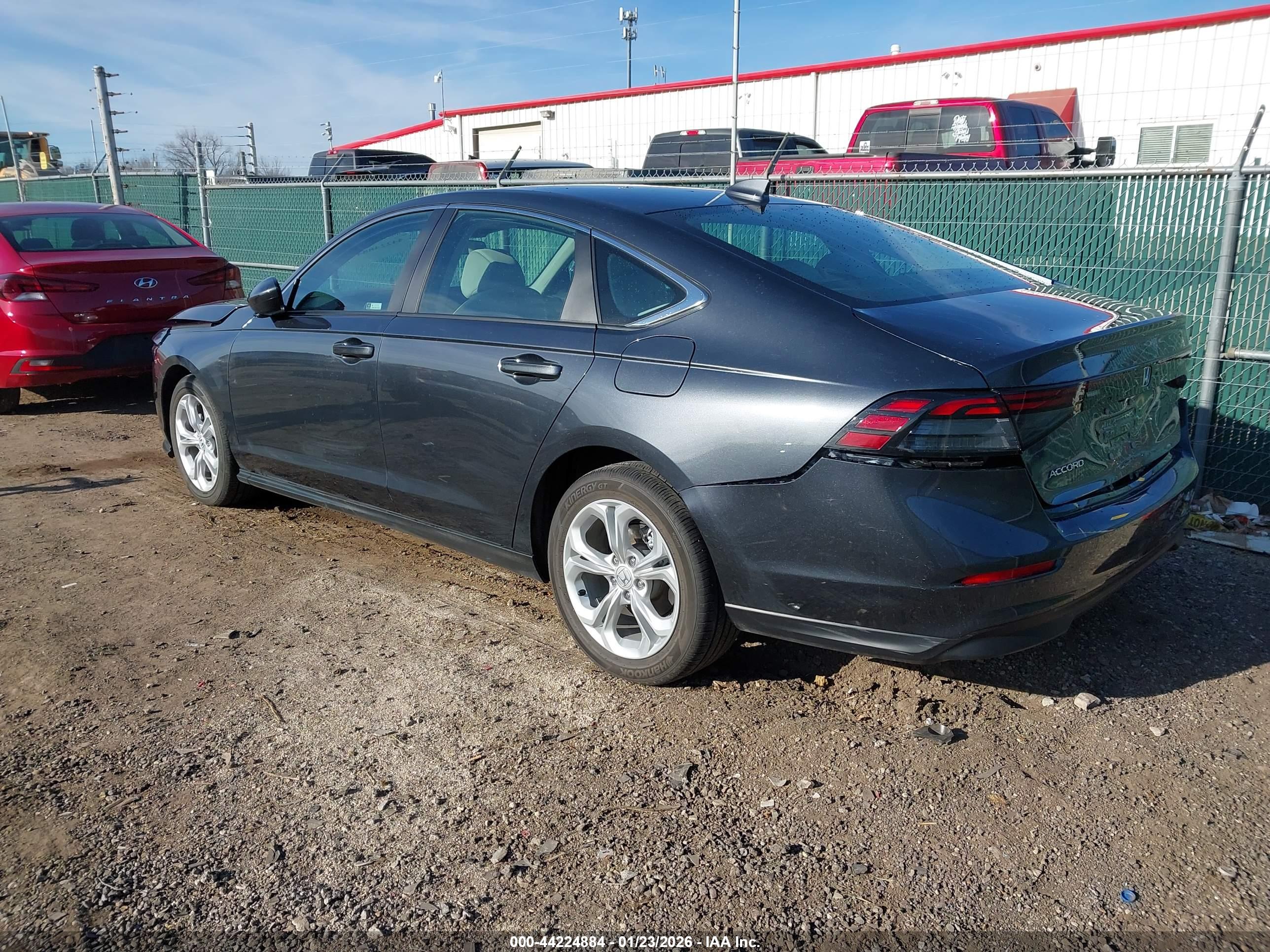 HONDA ACCORD image 3
