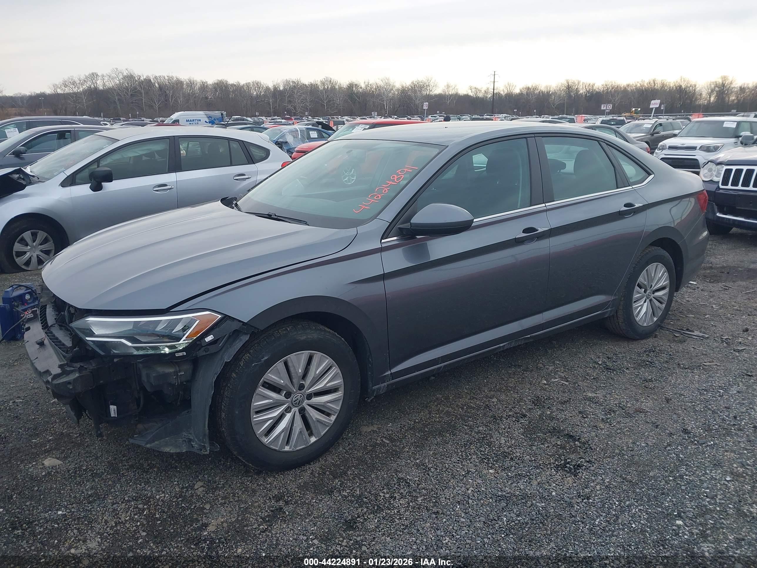 VOLKSWAGEN JETTA image 2