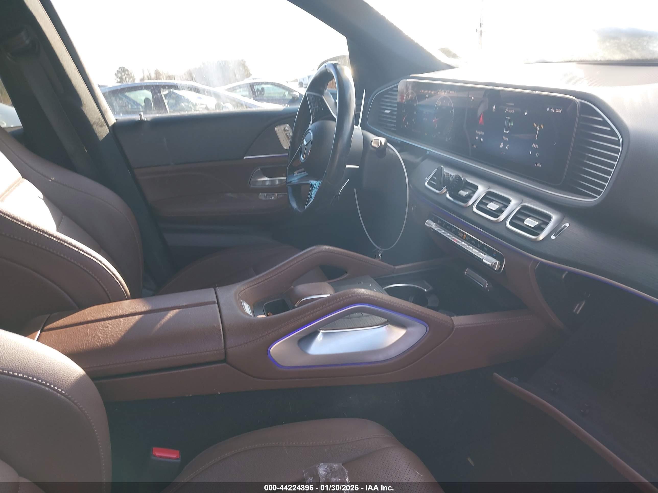 MERCEDES-BENZ GLE image 5