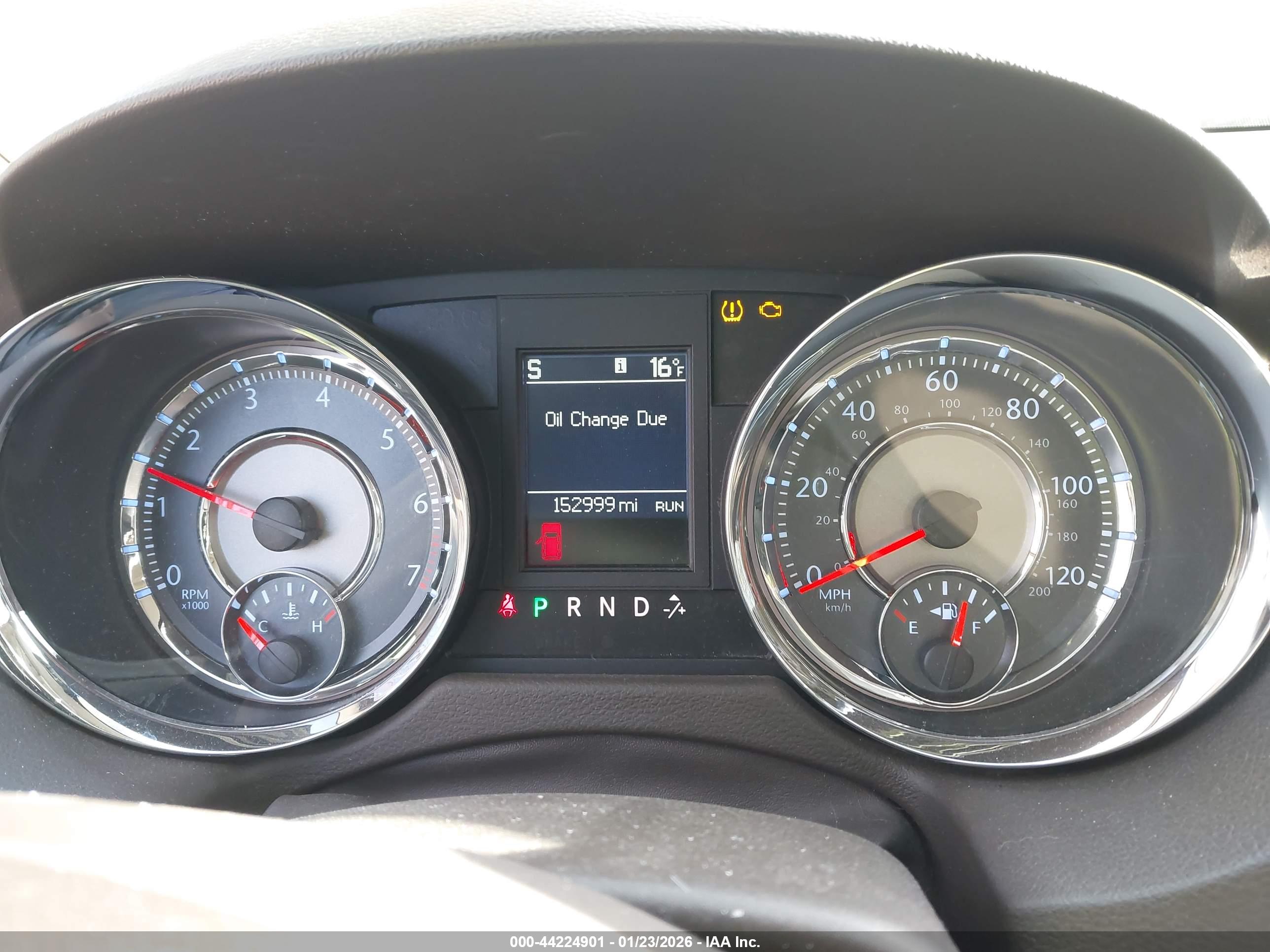CHRYSLER TOWN image 7