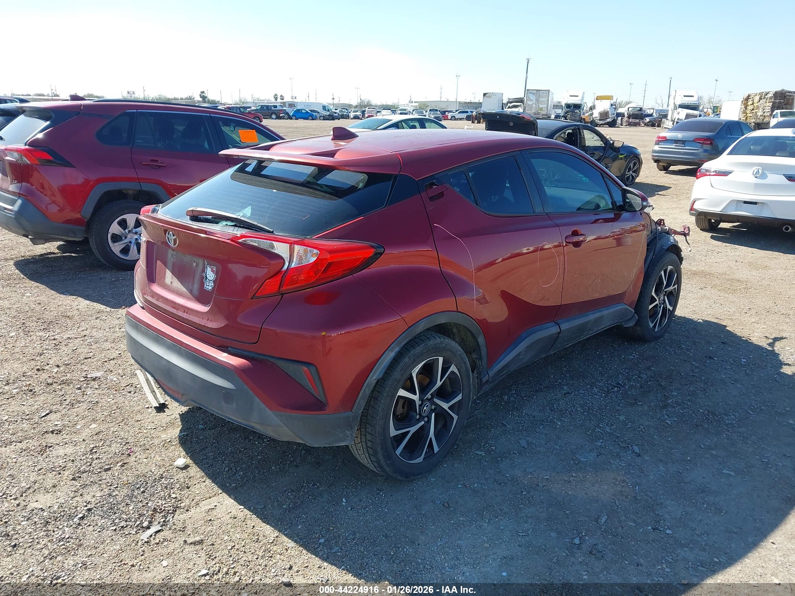 TOYOTA C-HR image 4
