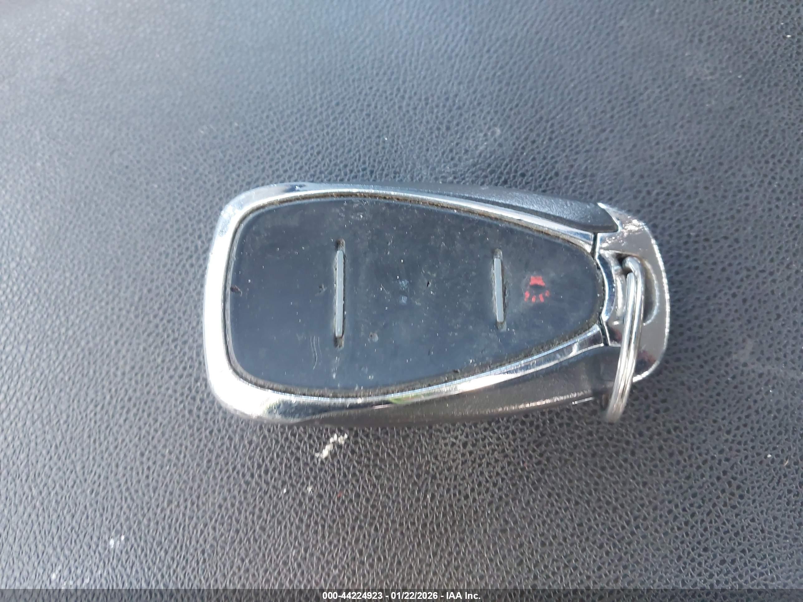 CHEVROLET EQUINOX image 11