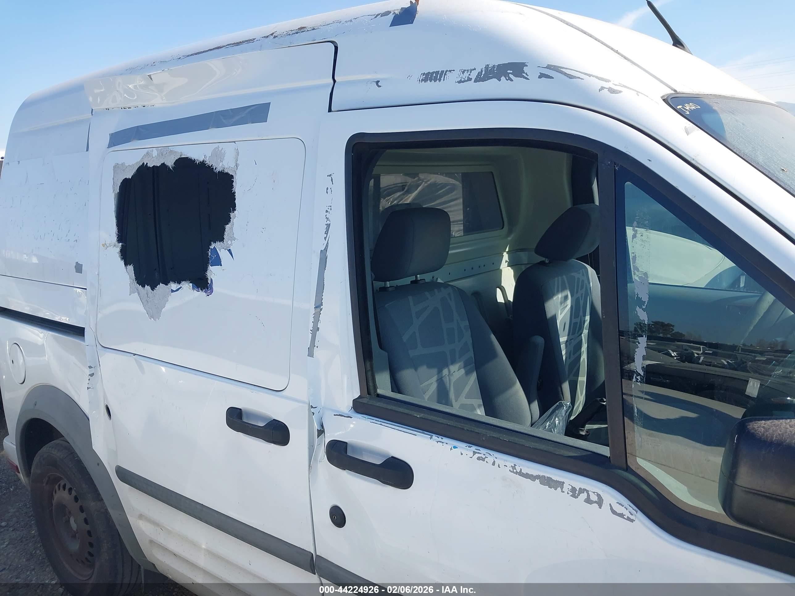 FORD TRANSIT image 6