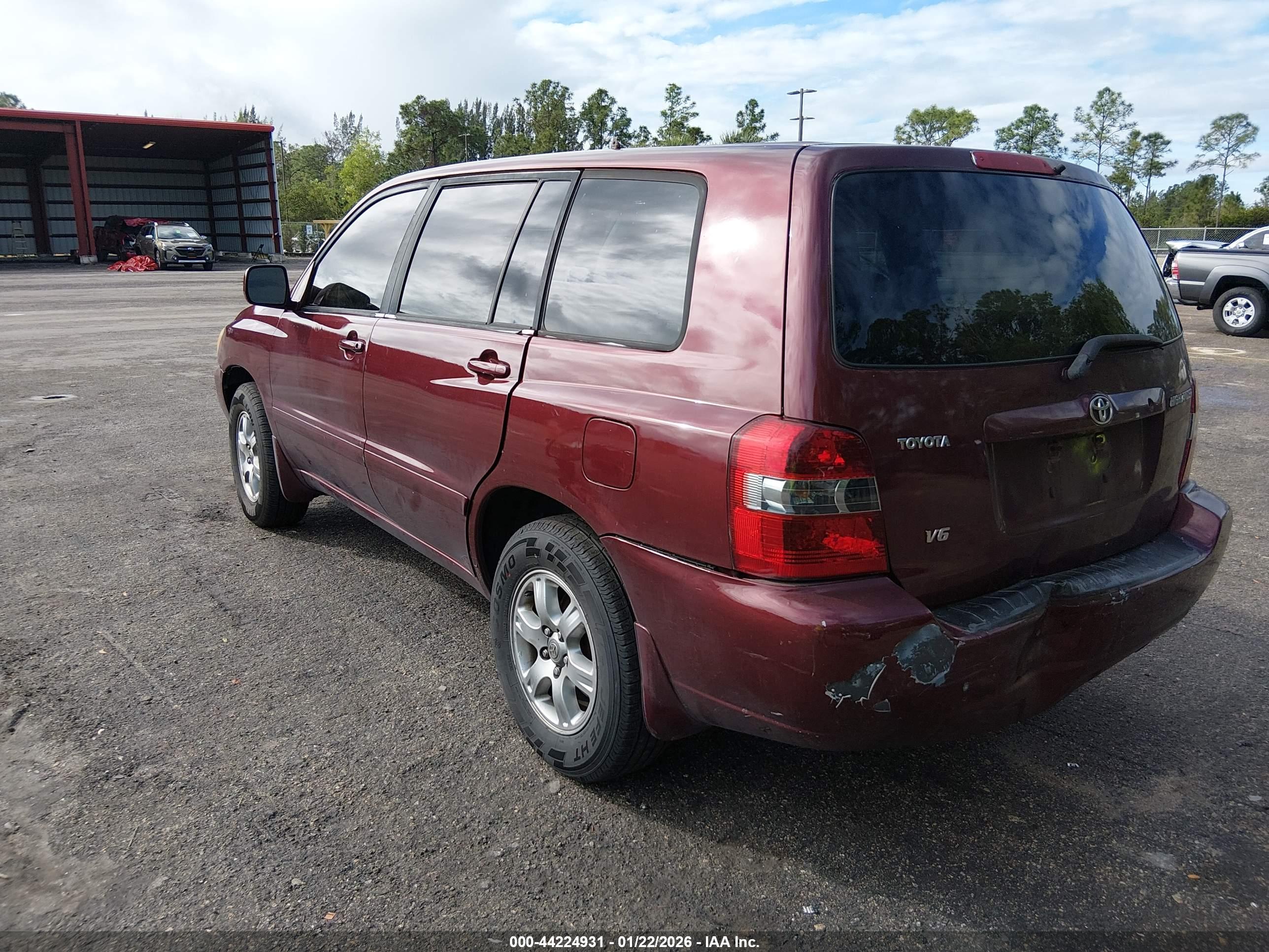 TOYOTA HIGHLANDER image 3