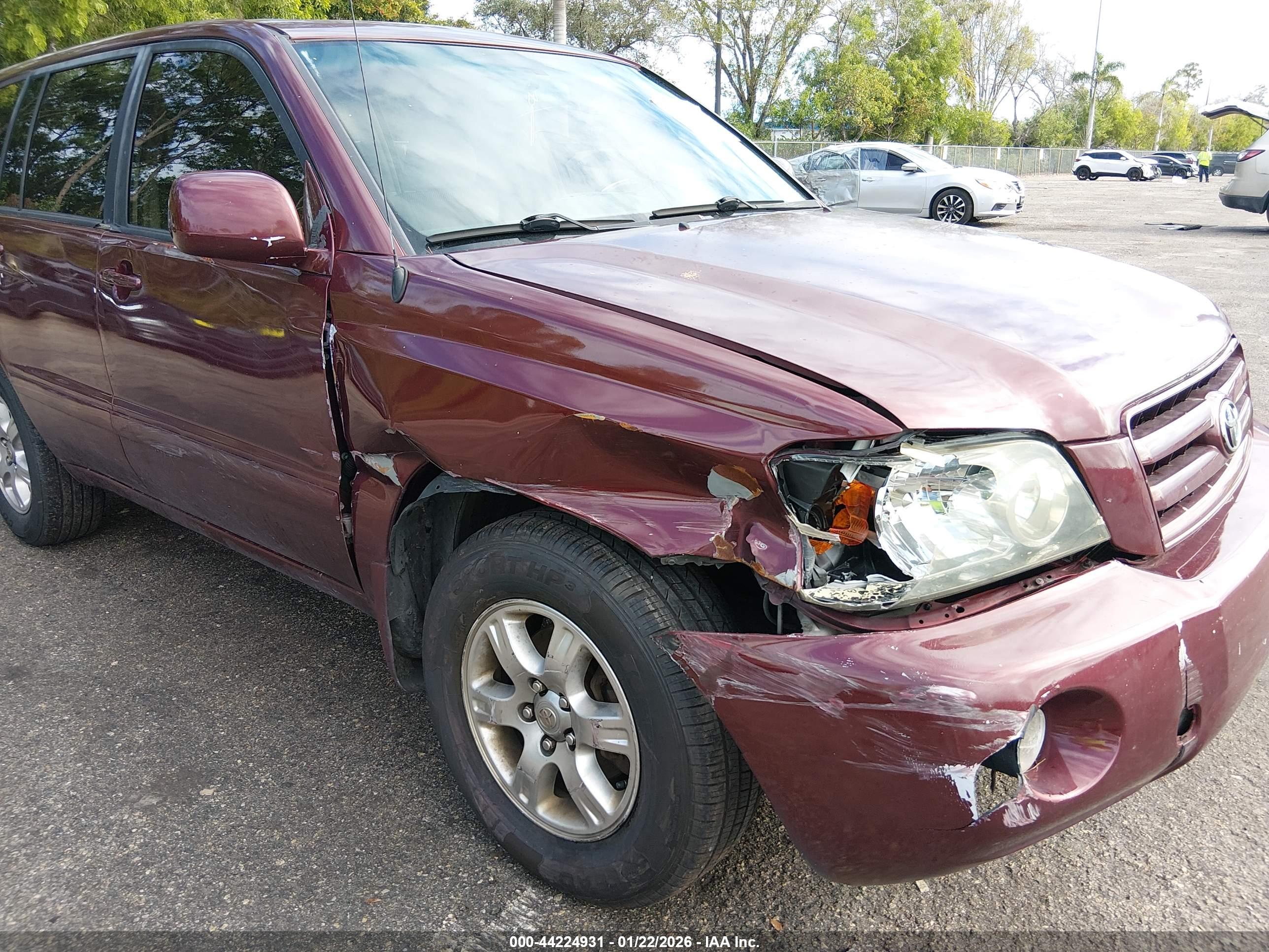 TOYOTA HIGHLANDER image 6