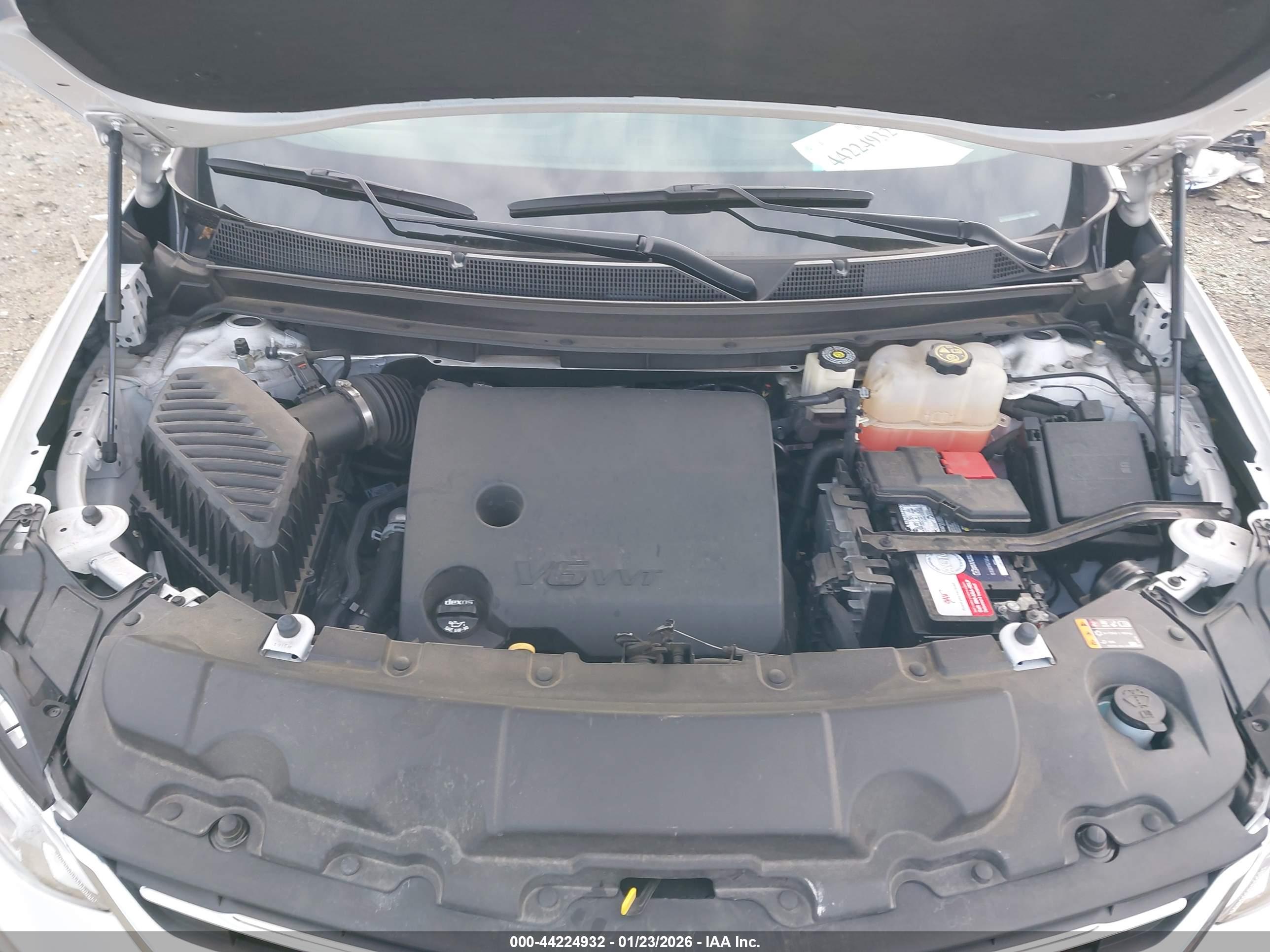 CHEVROLET TRAVERSE image 10