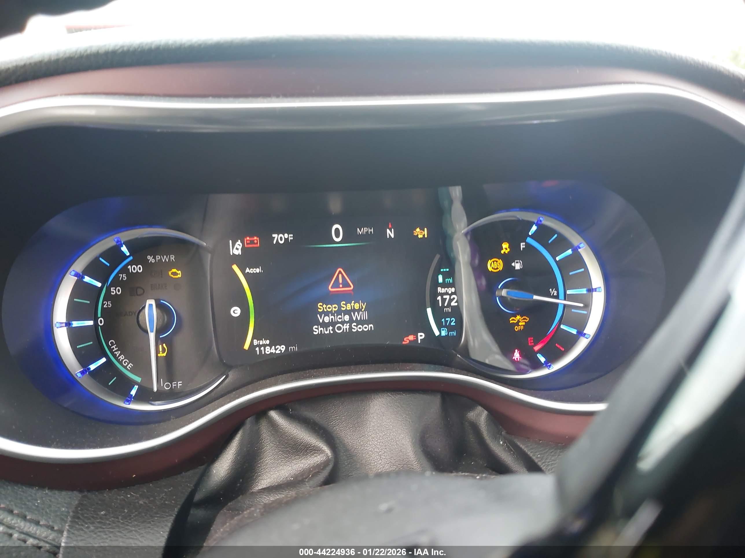 CHRYSLER PACIFICA image 7