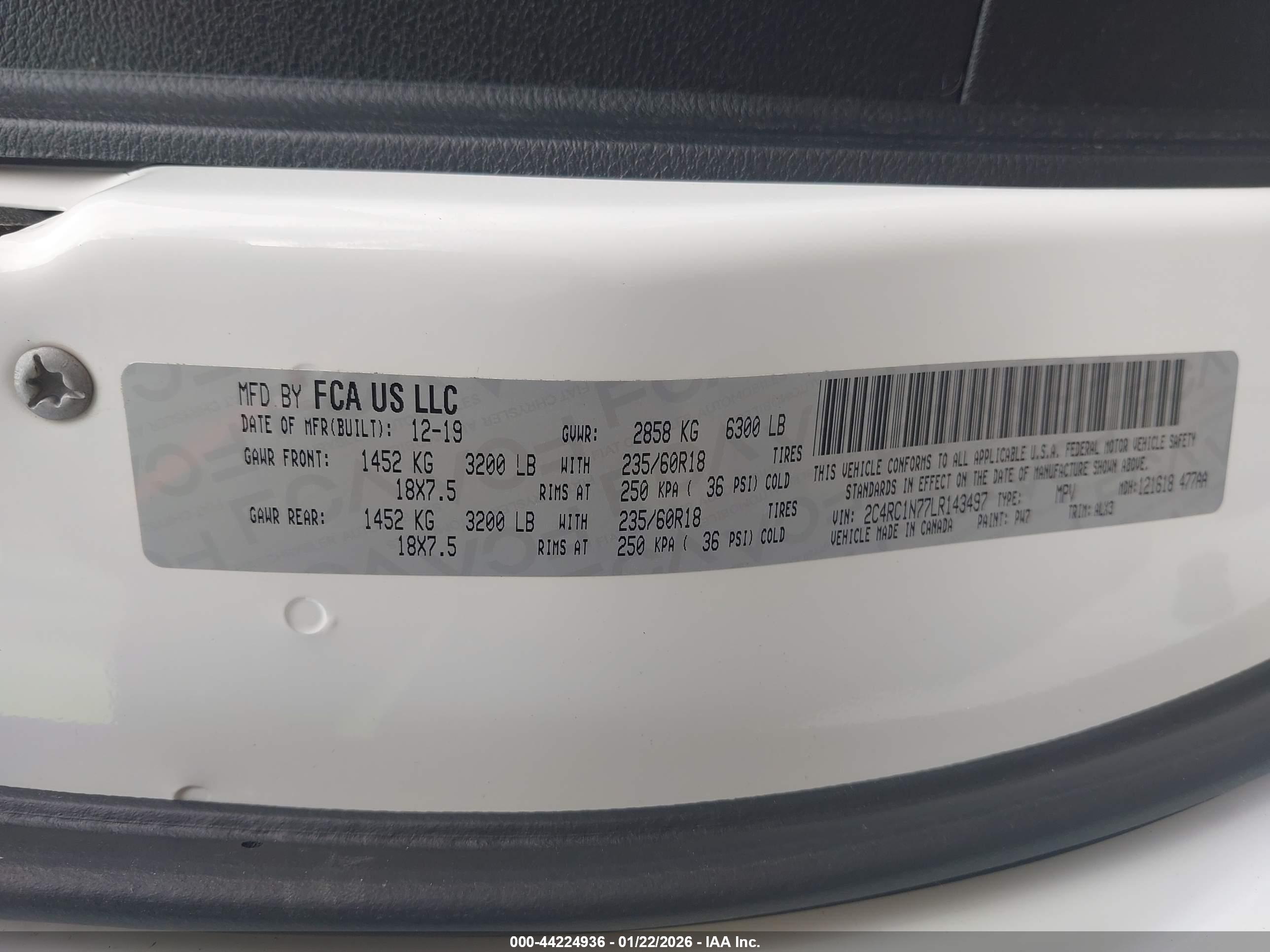 CHRYSLER PACIFICA image 9