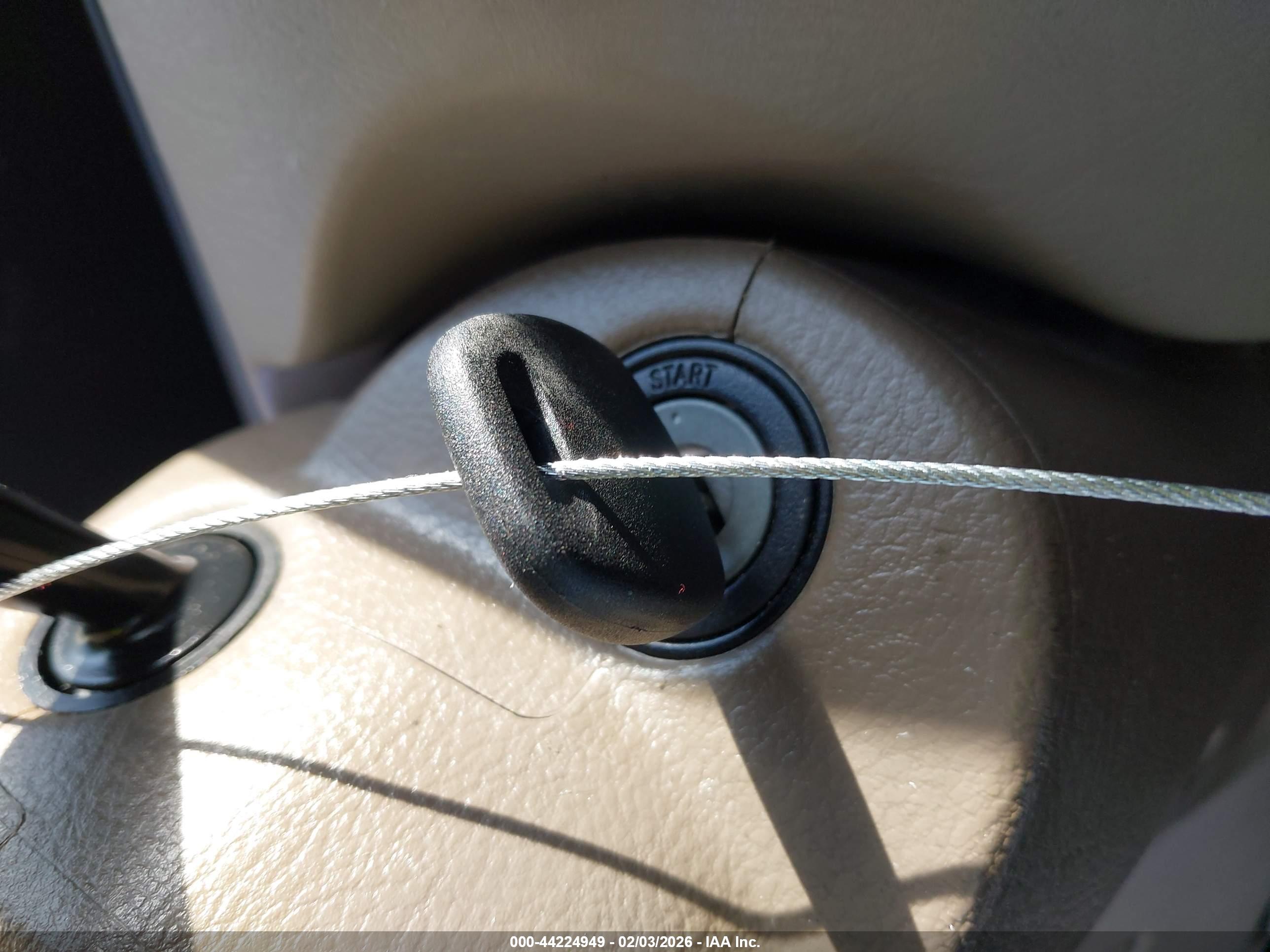 TOYOTA COROLLA image 11