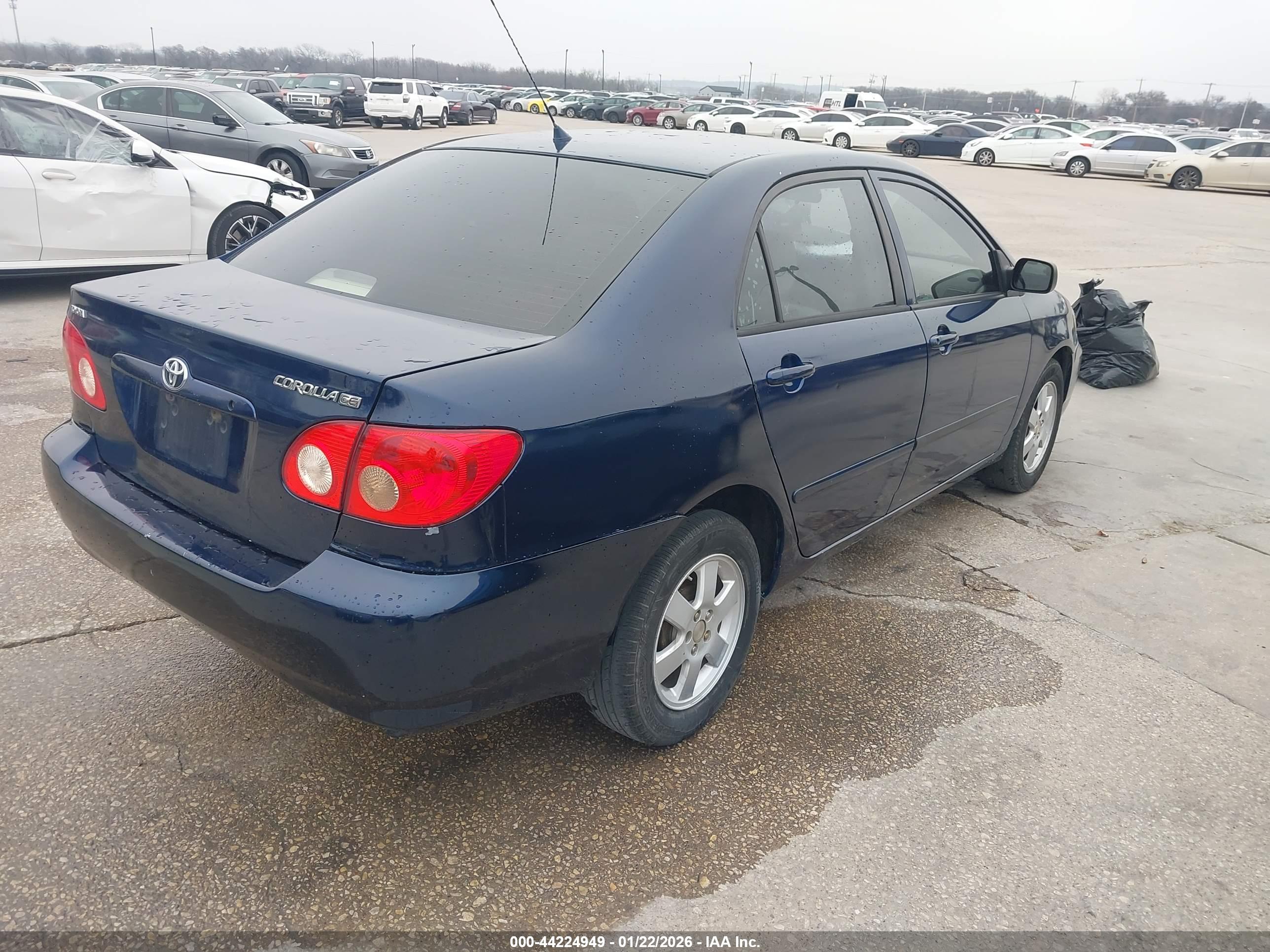 TOYOTA COROLLA image 4