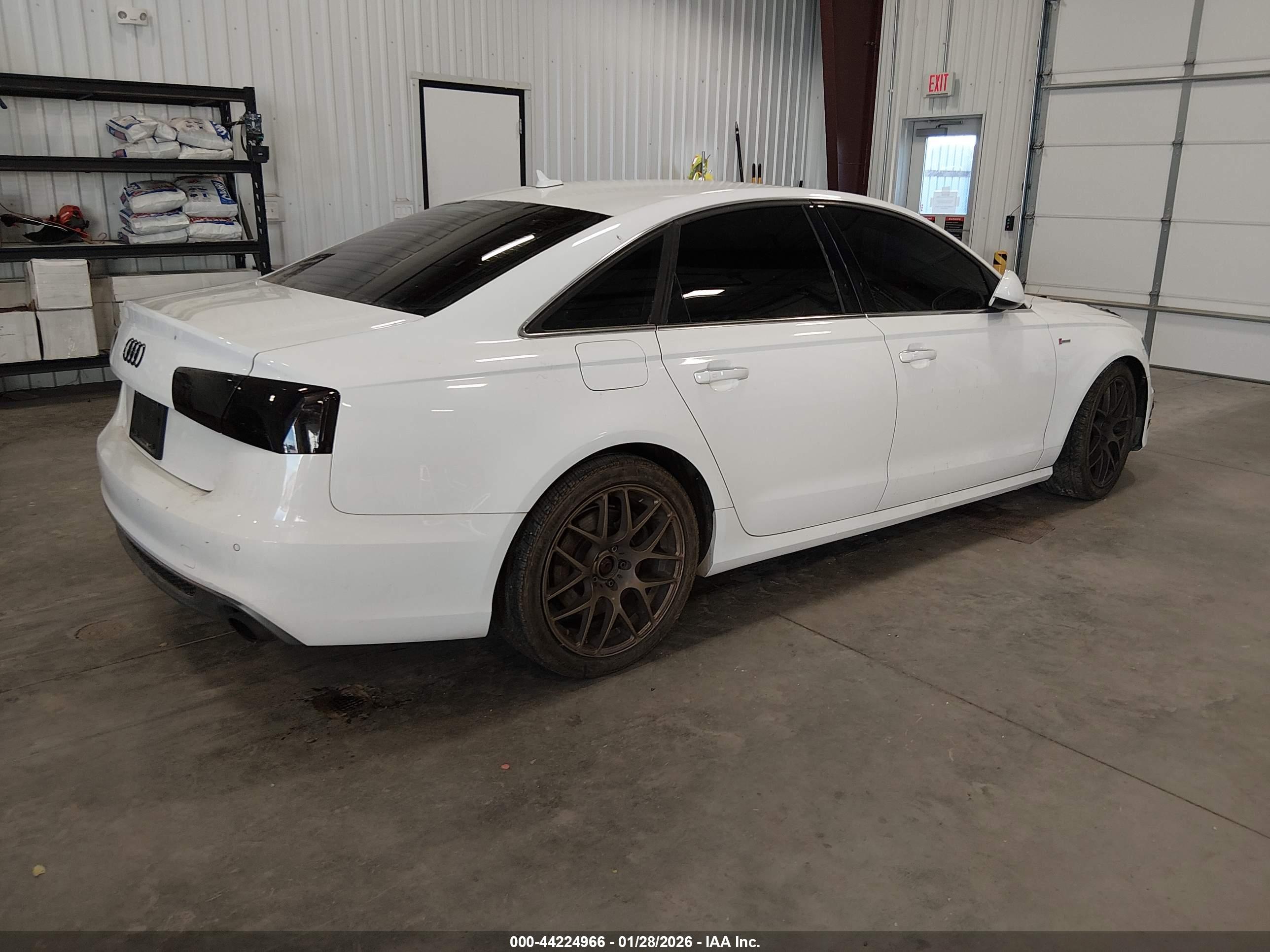 AUDI A6 image 4