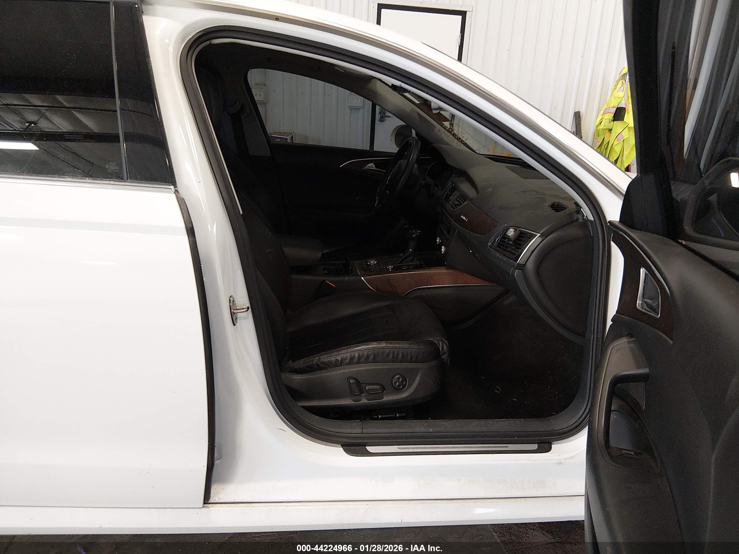AUDI A6 image 5