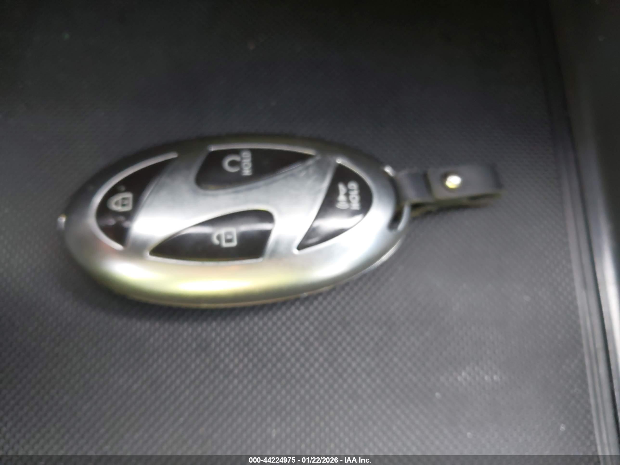 HYUNDAI SONATA image 11