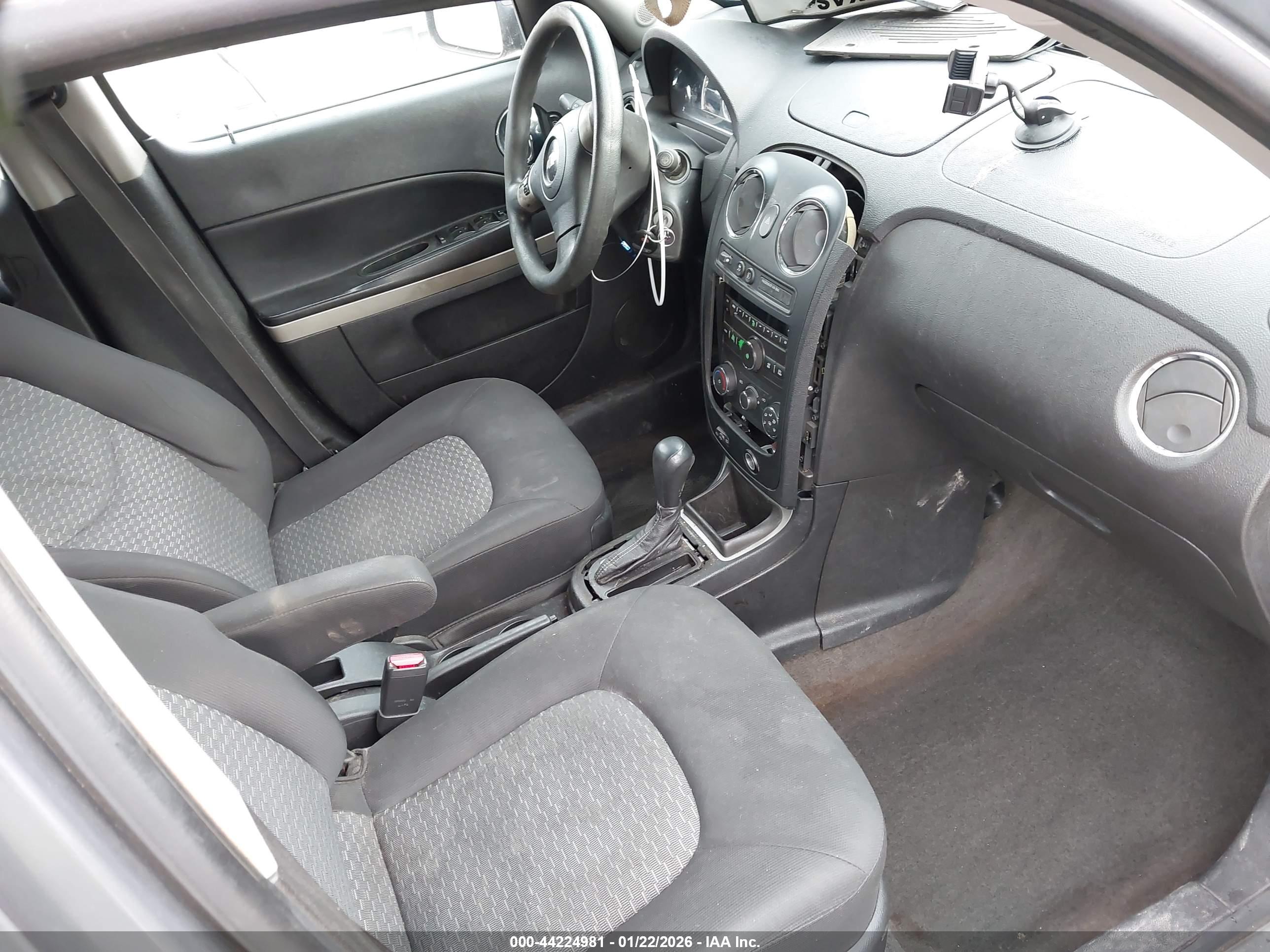 CHEVROLET HHR image 5
