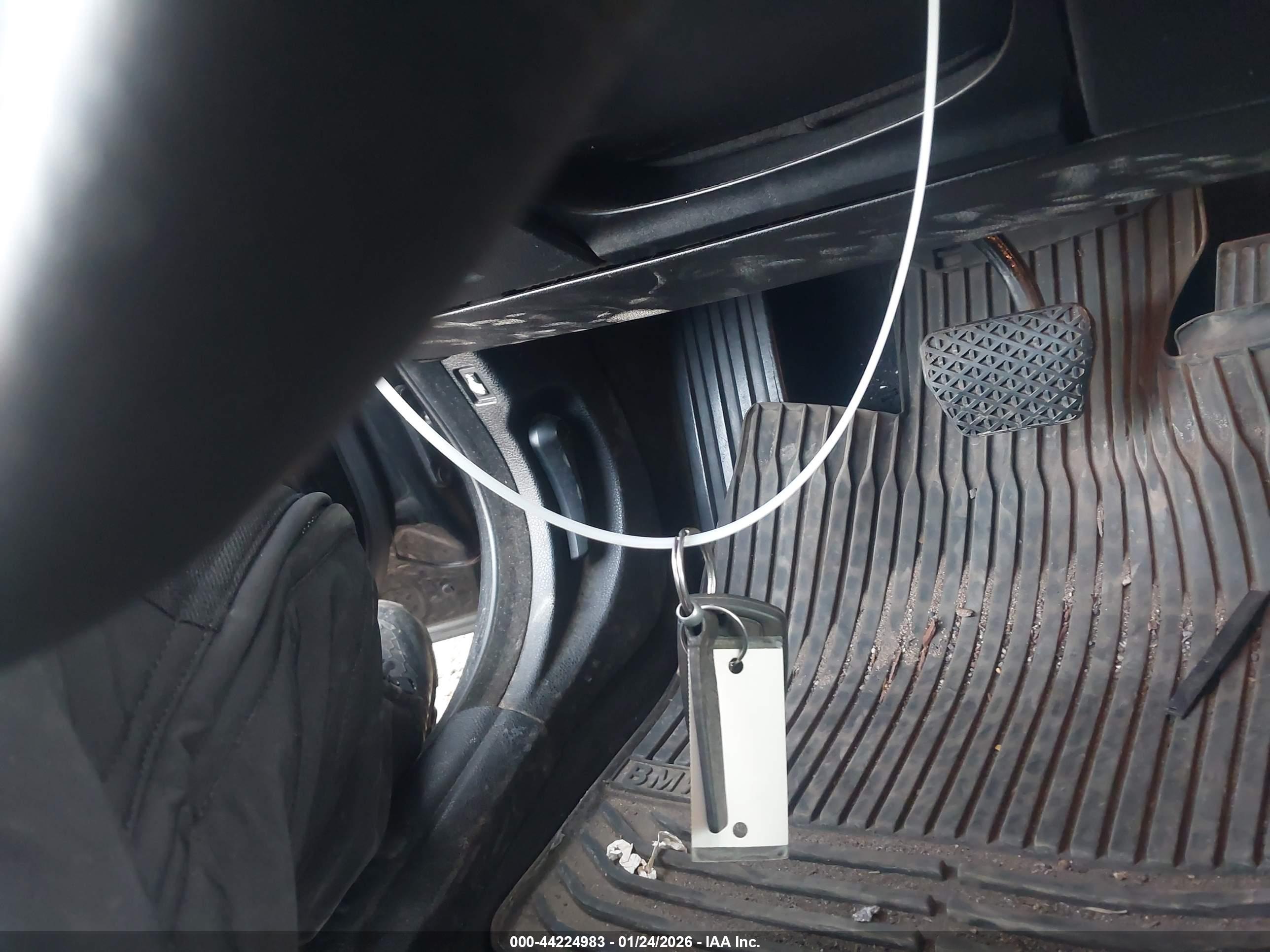 BMW 535I image 11