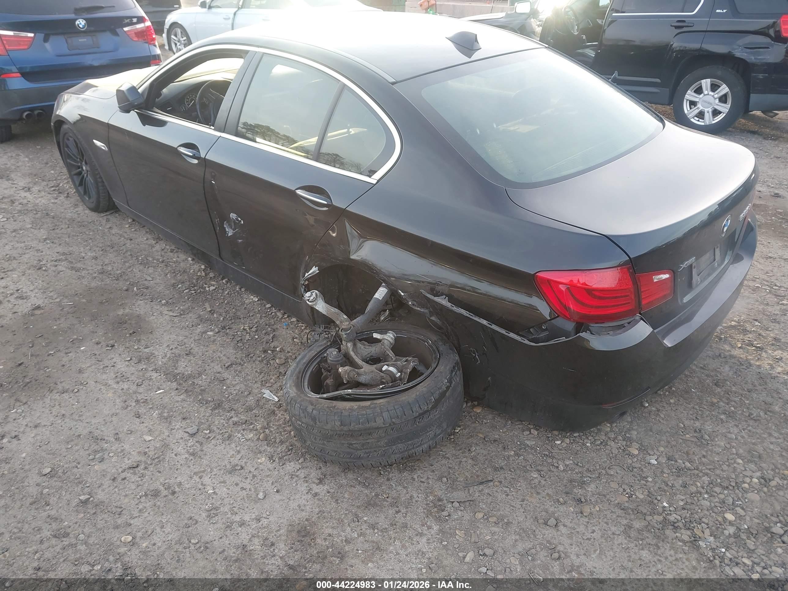 BMW 535I image 3