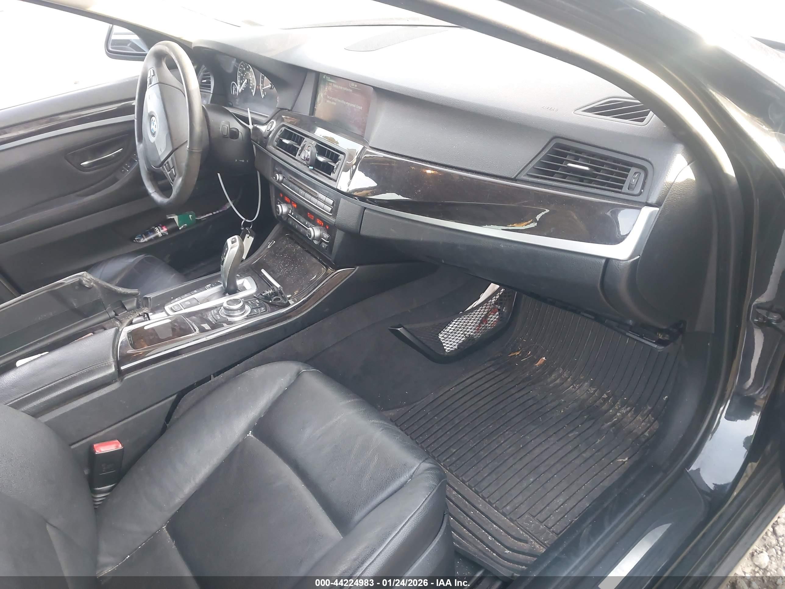 BMW 535I image 5