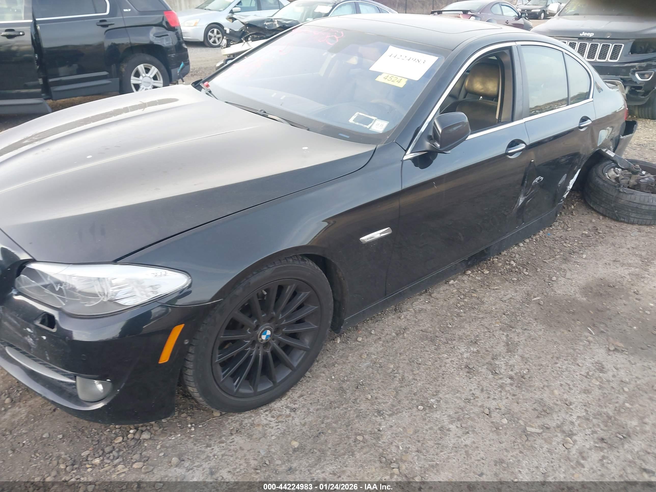 BMW 535I image 6