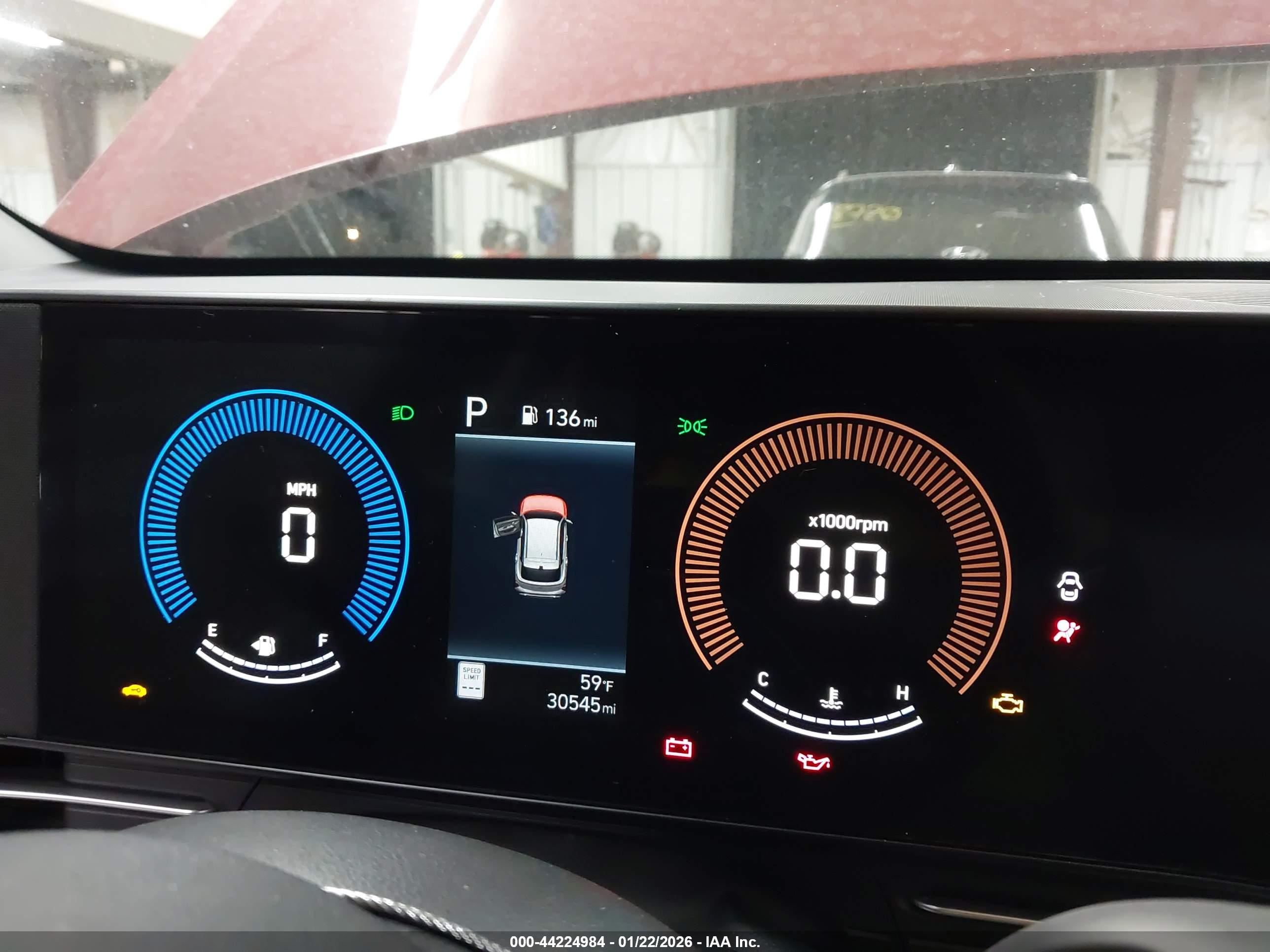 HYUNDAI KONA image 7