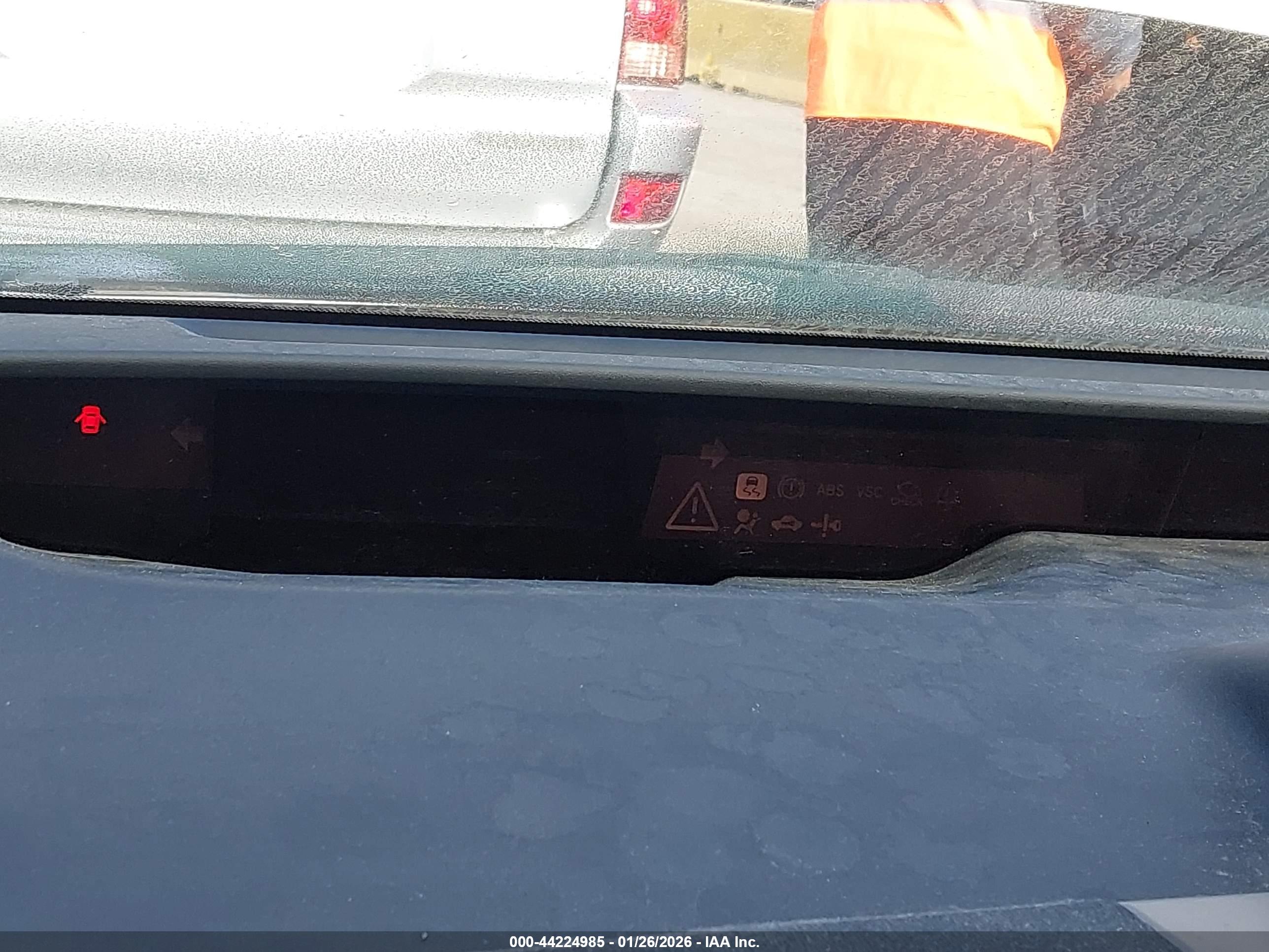 TOYOTA PRIUS image 7