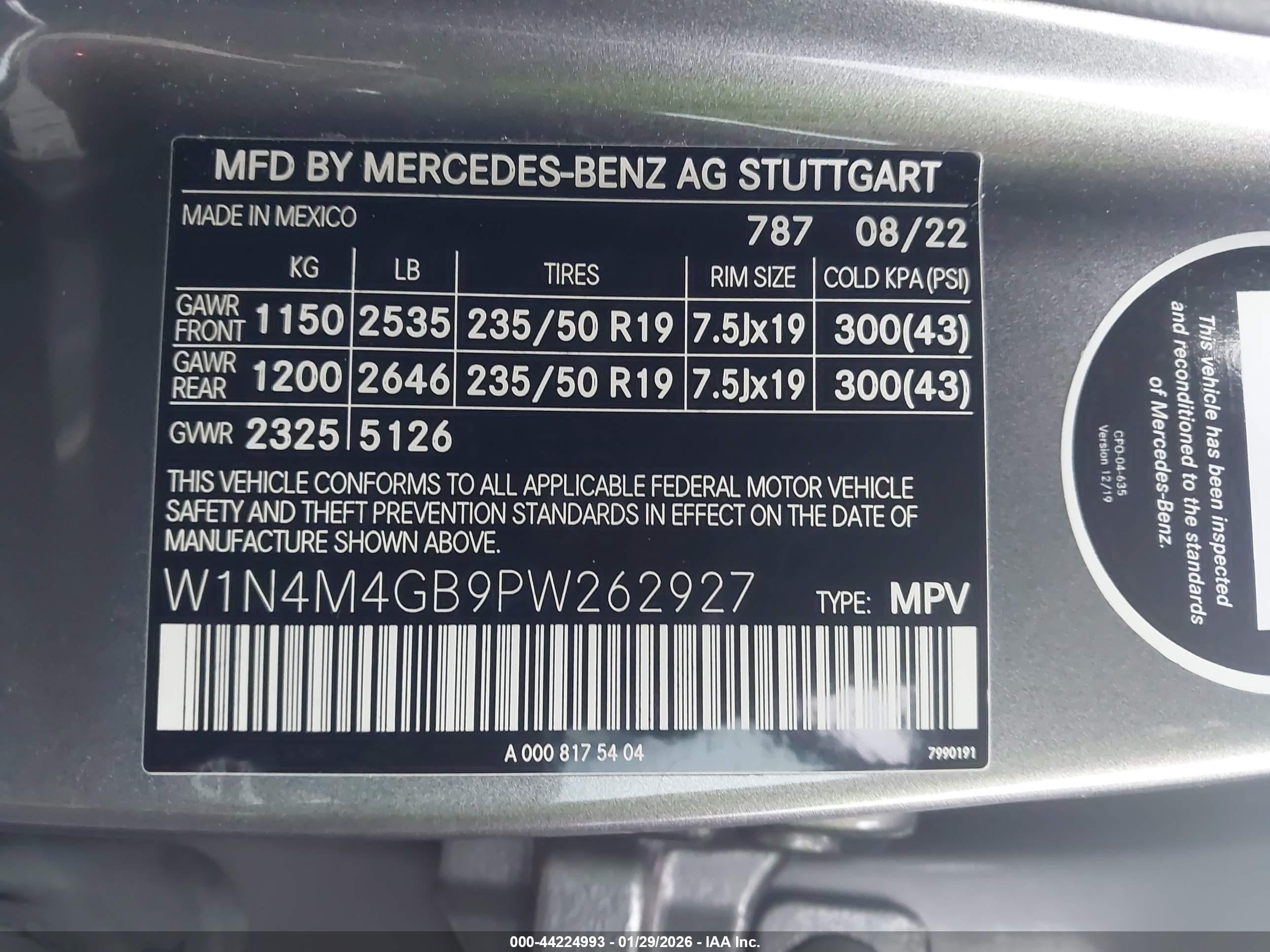 MERCEDES-BENZ GLB image 9