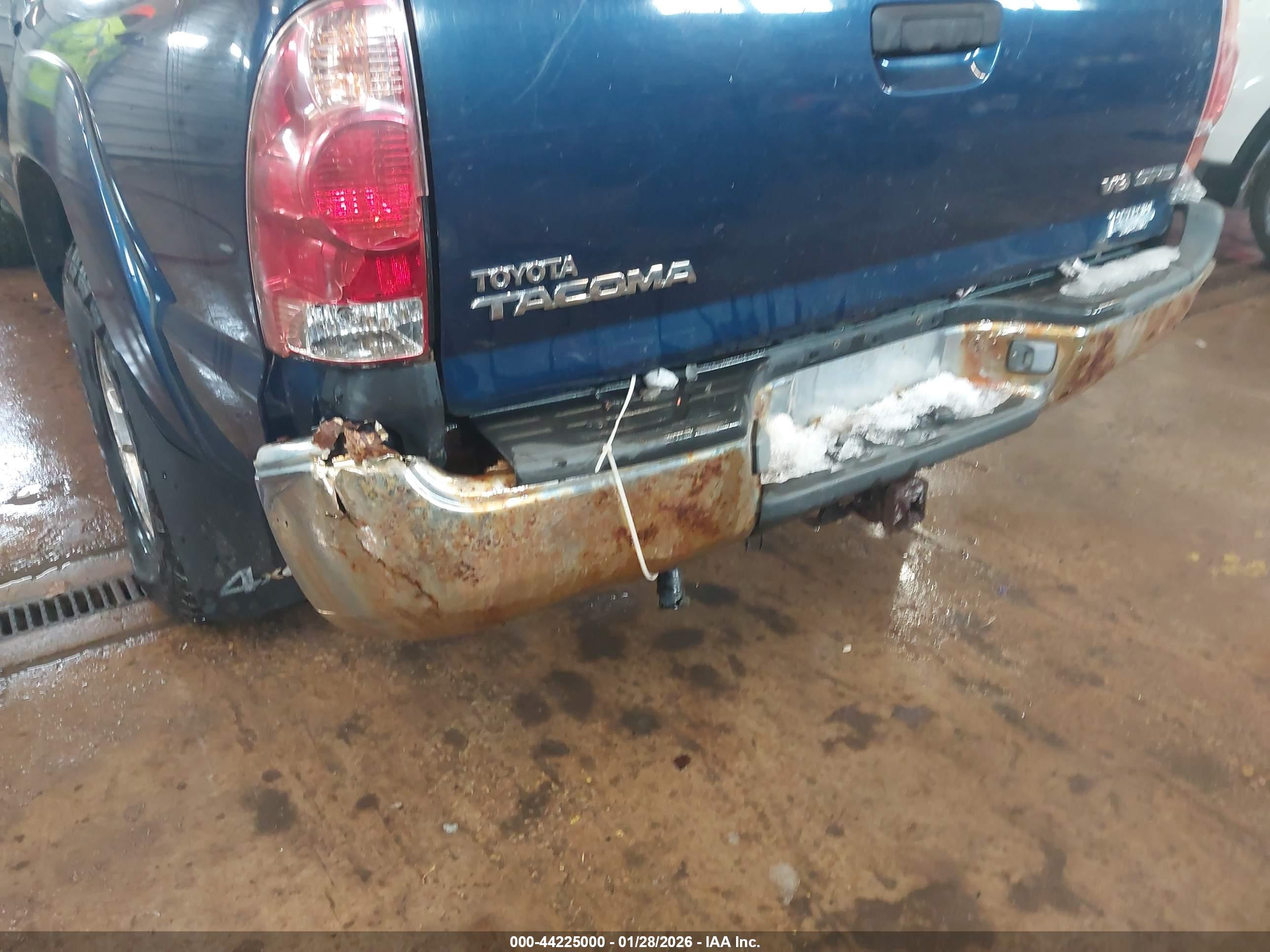 TOYOTA TACOMA image 6