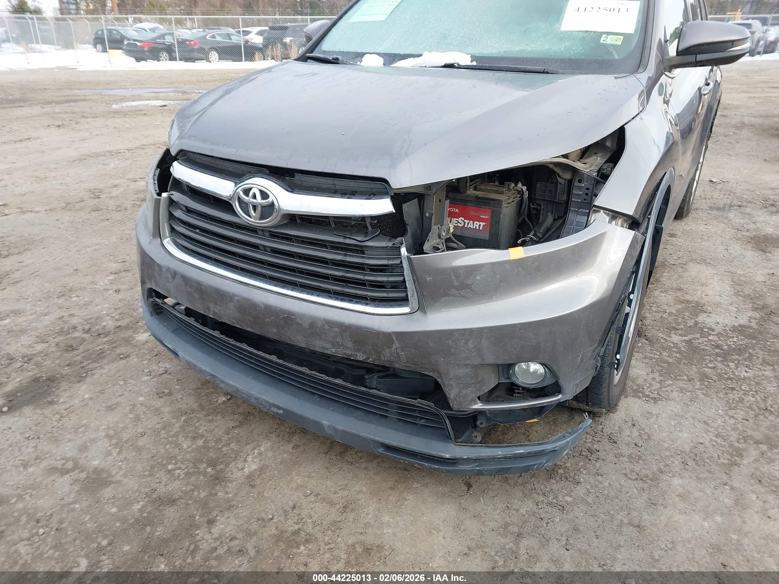 TOYOTA HIGHLANDER image 6