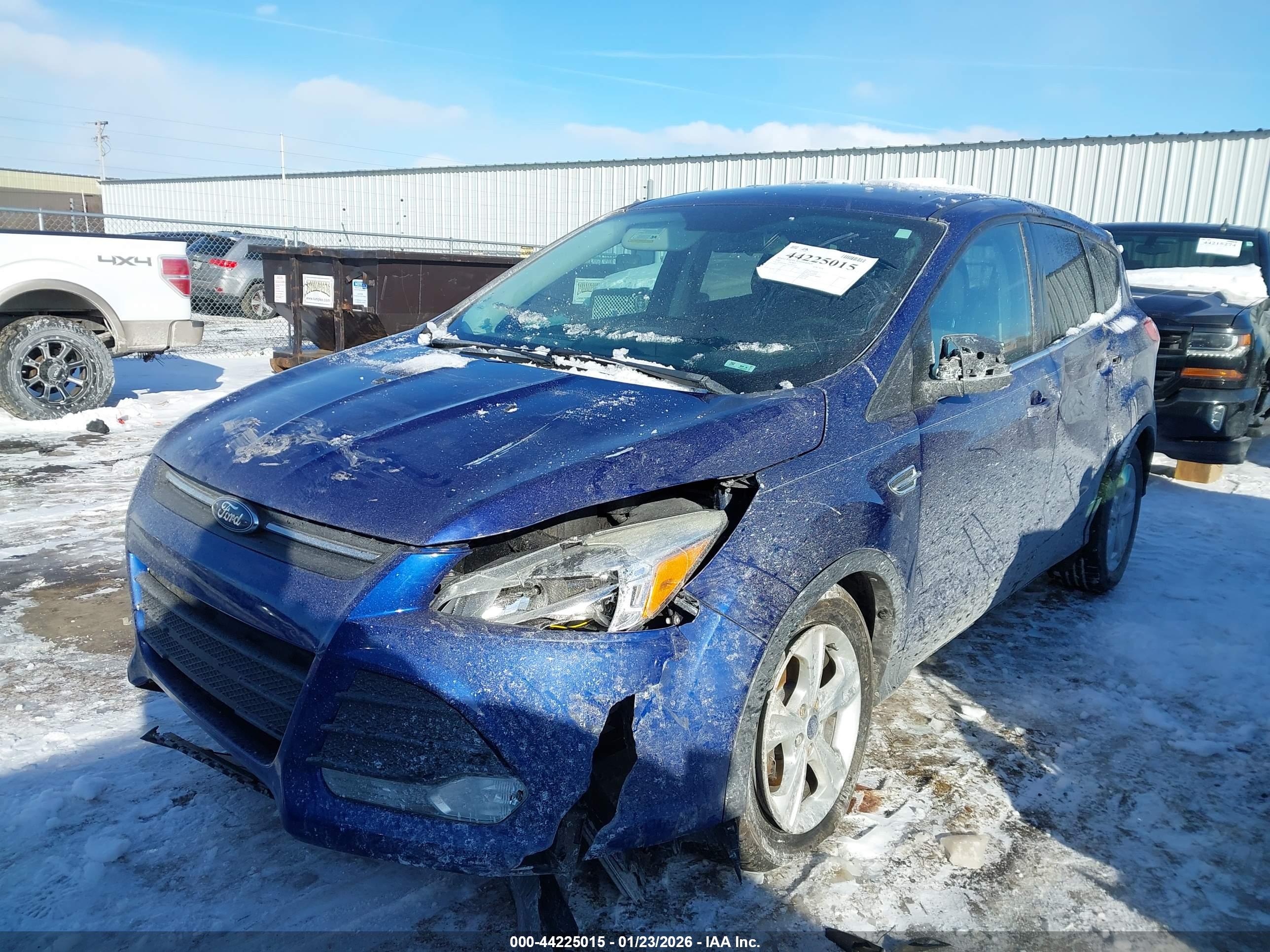 FORD ESCAPE image 2