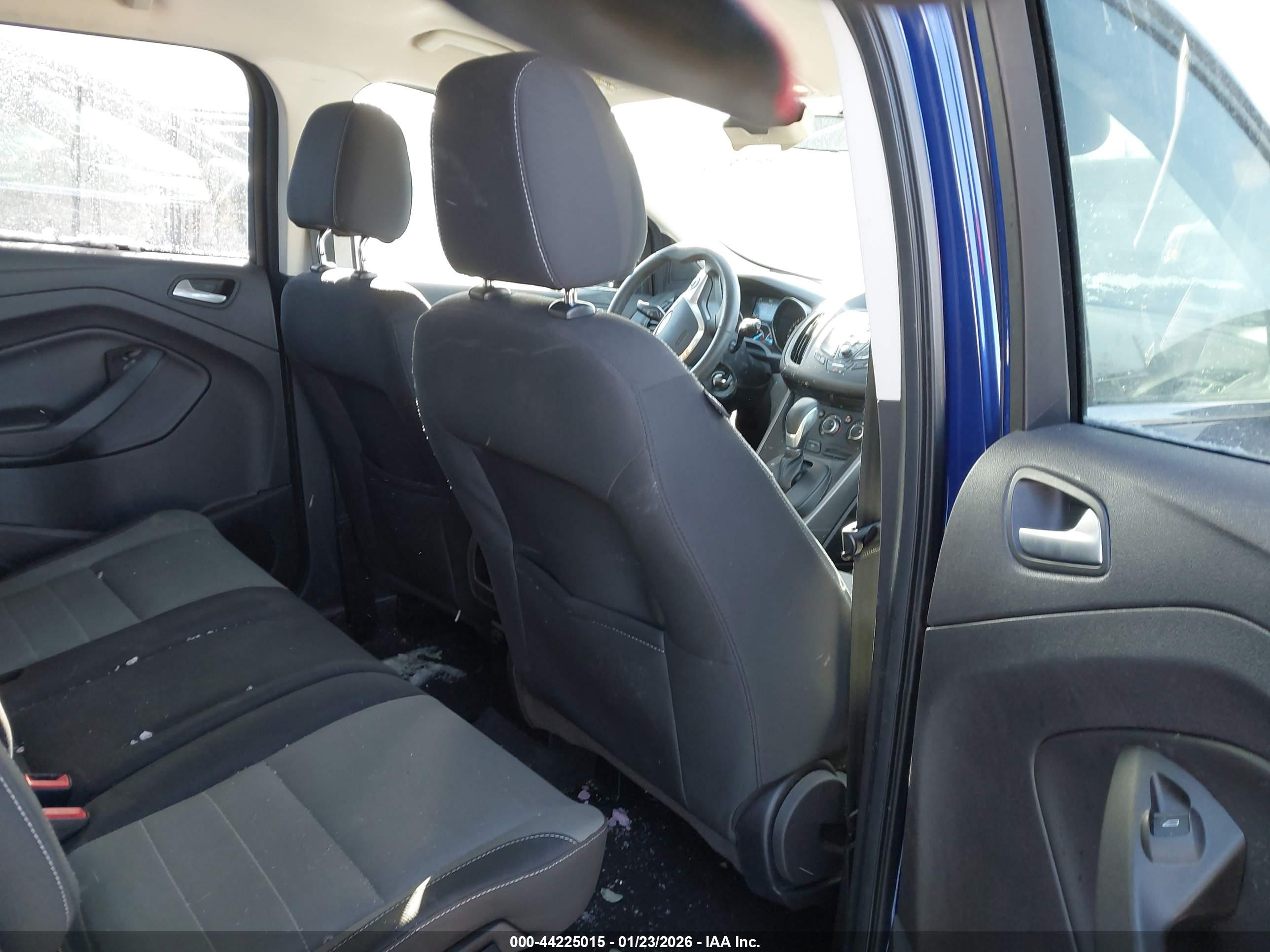 FORD ESCAPE image 8