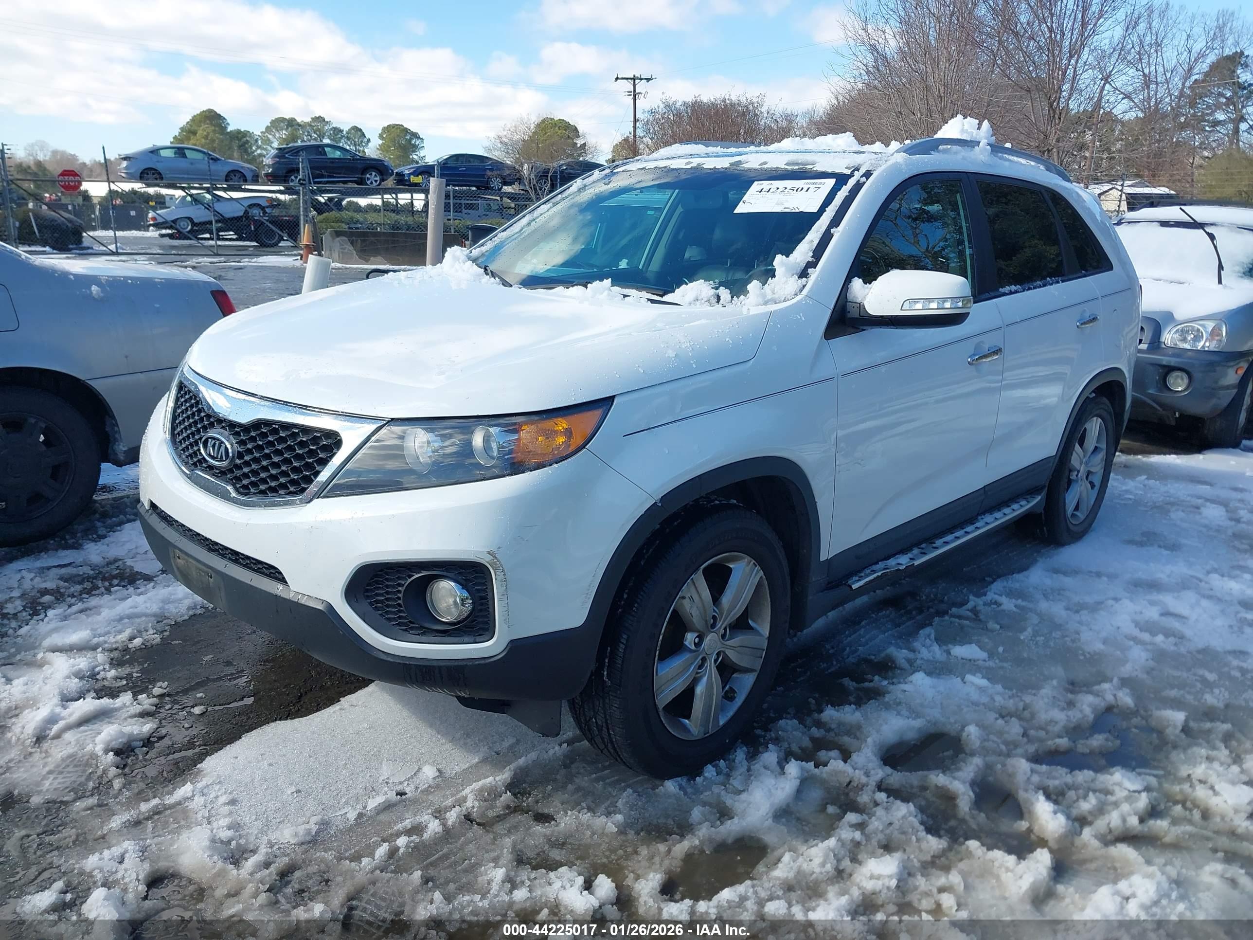 KIA SORENTO image 2
