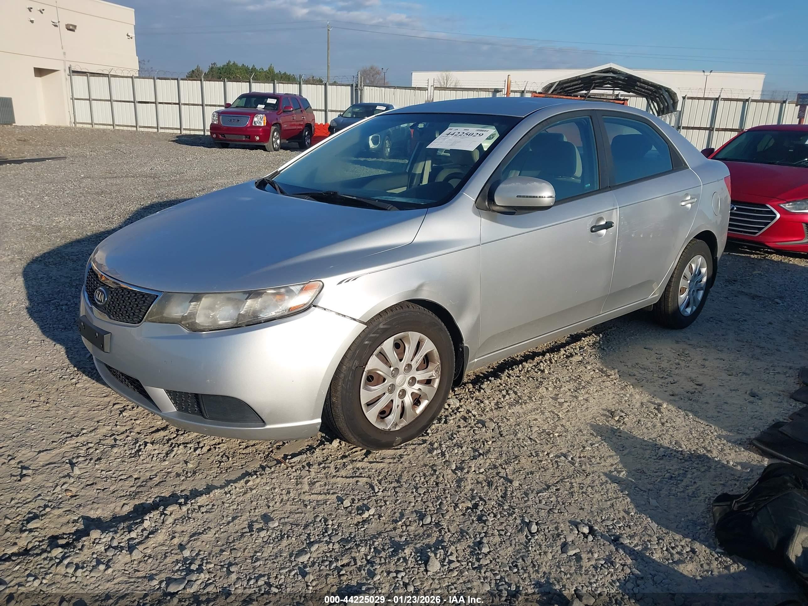 KIA FORTE image 2