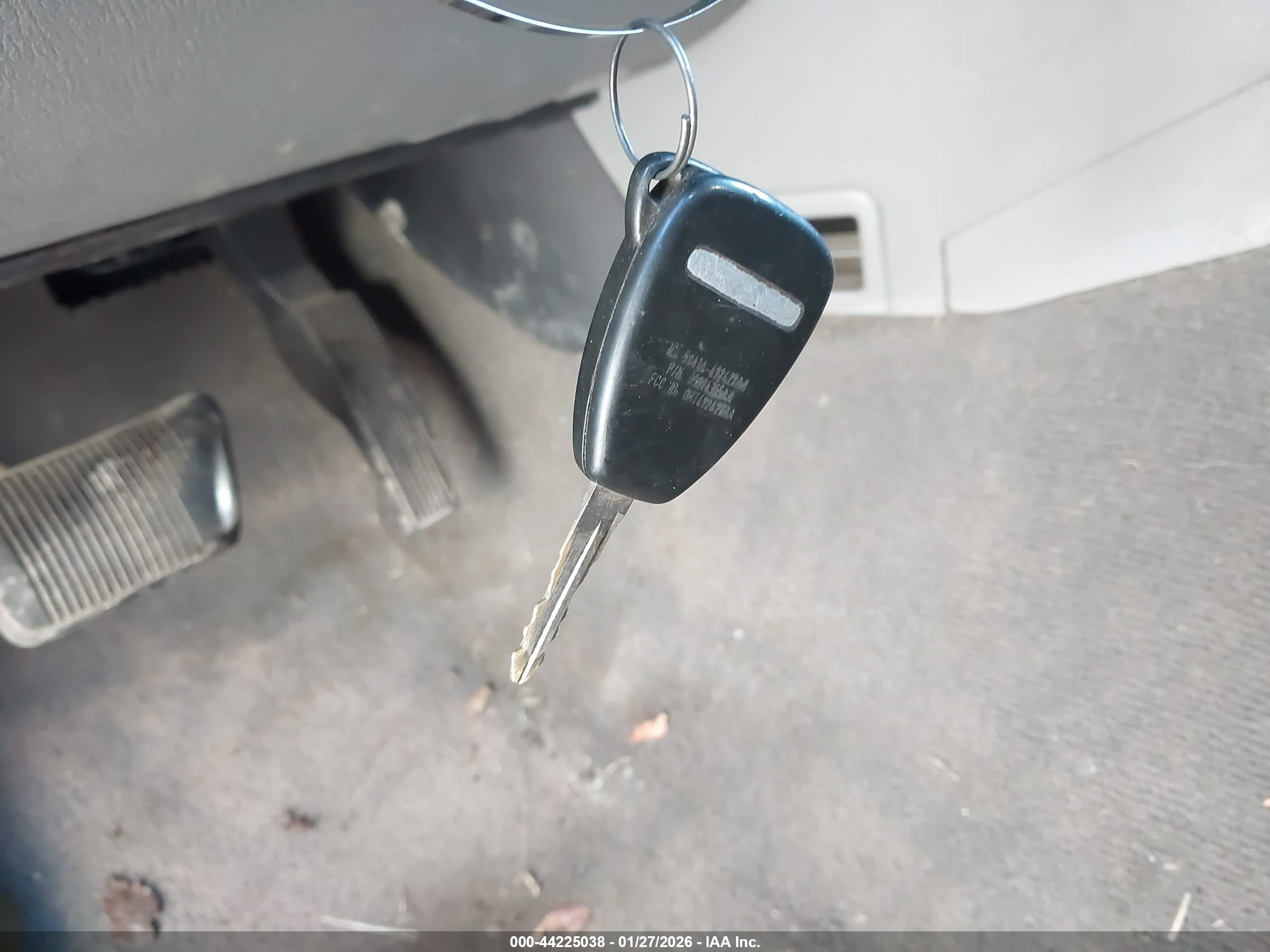JEEP COMMANDER image 11