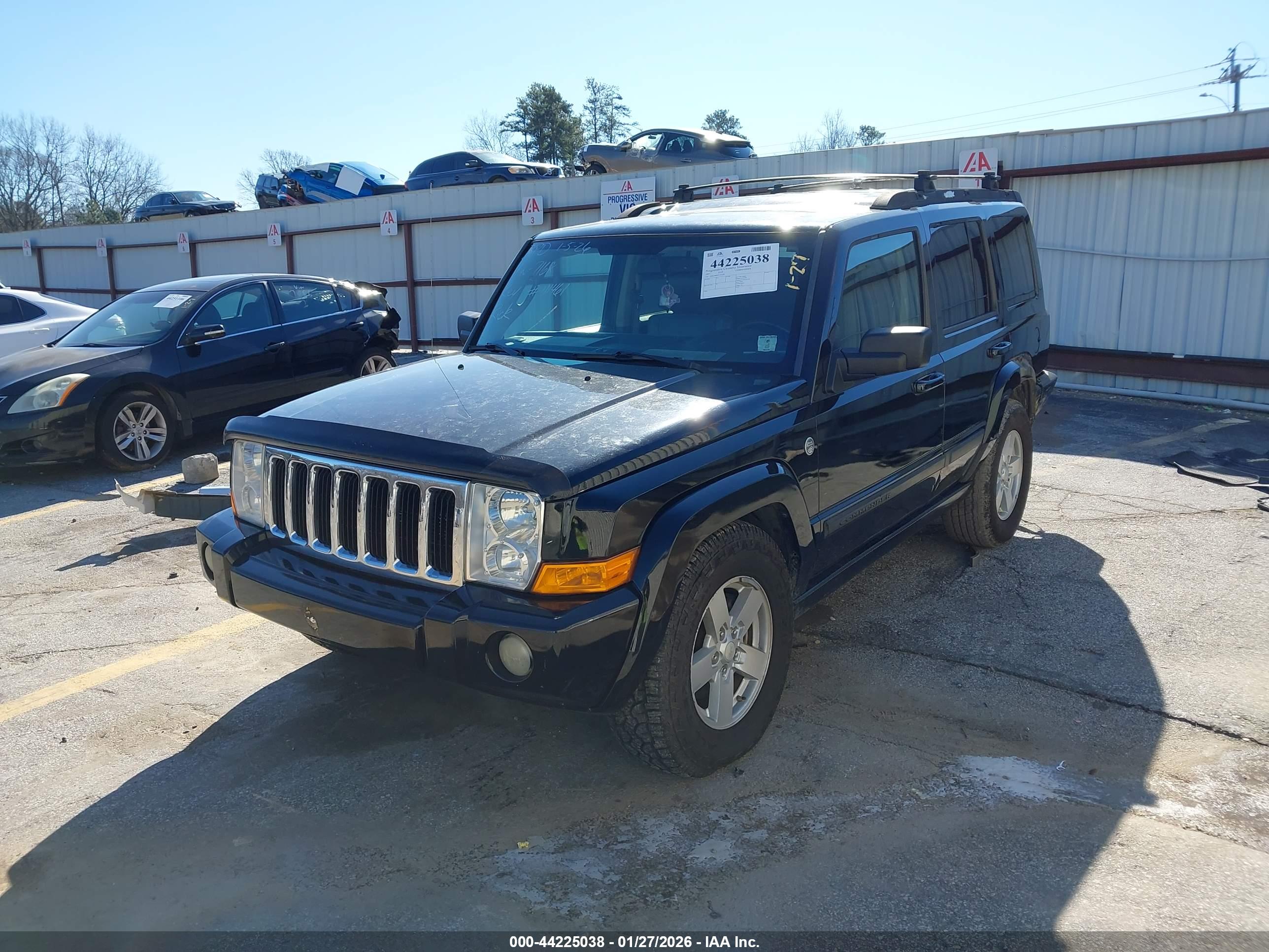 JEEP COMMANDER image 2