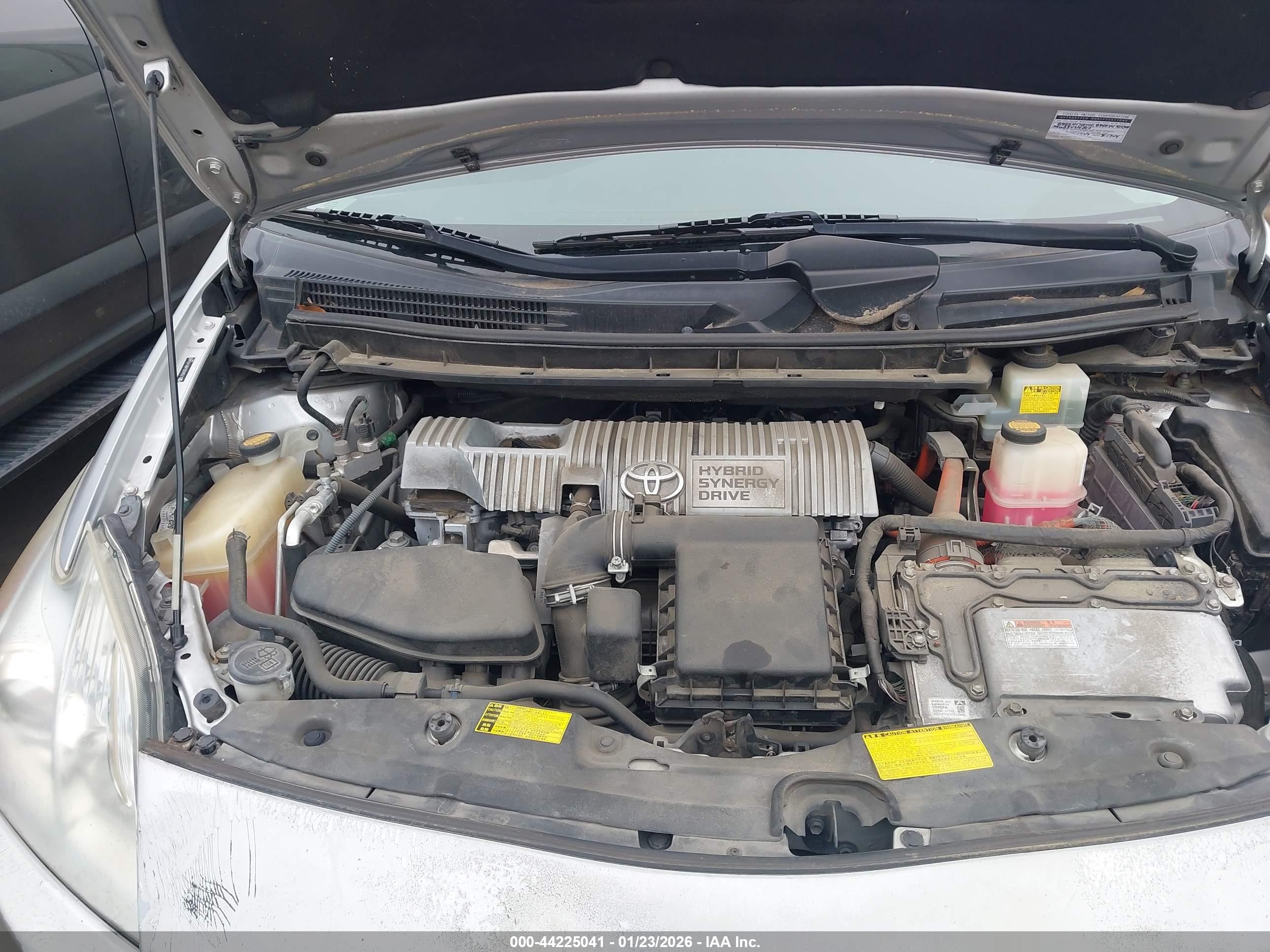 TOYOTA PRIUS image 10