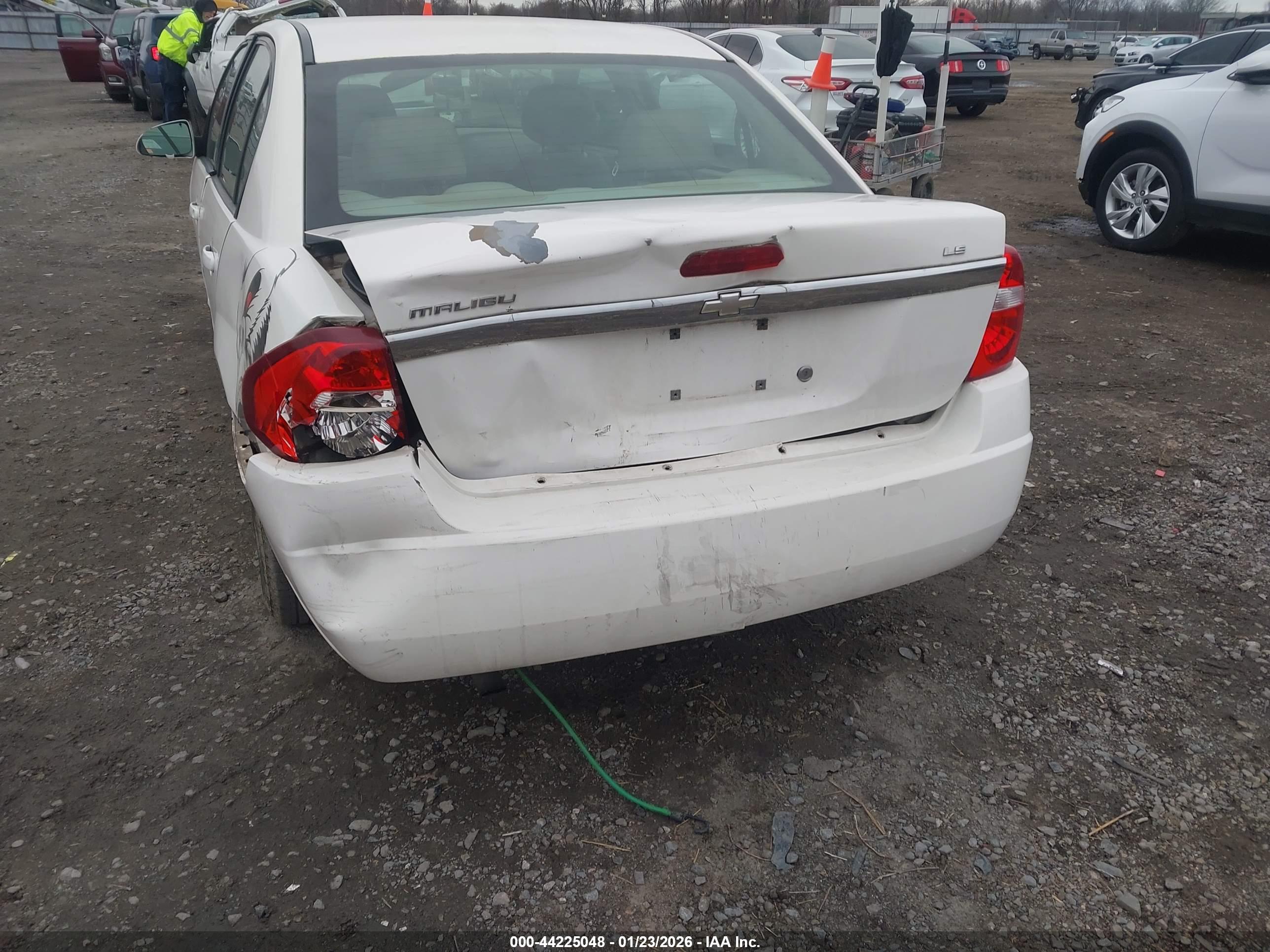 CHEVROLET MALIBU image 6
