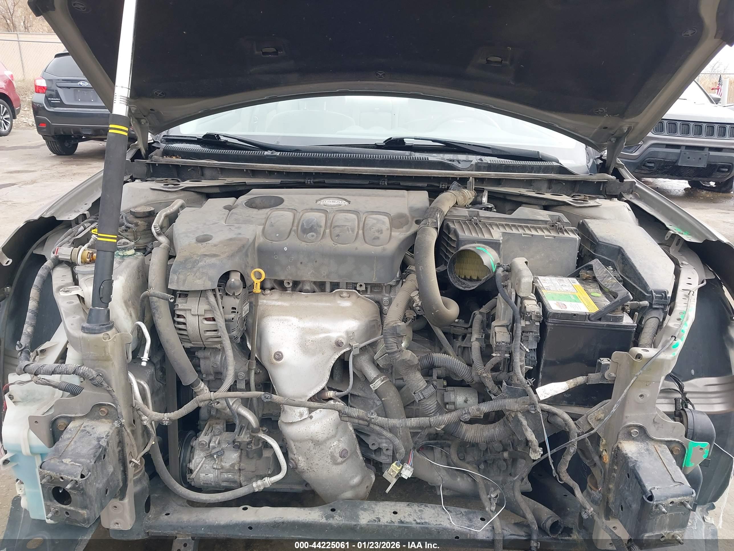 NISSAN ALTIMA image 10