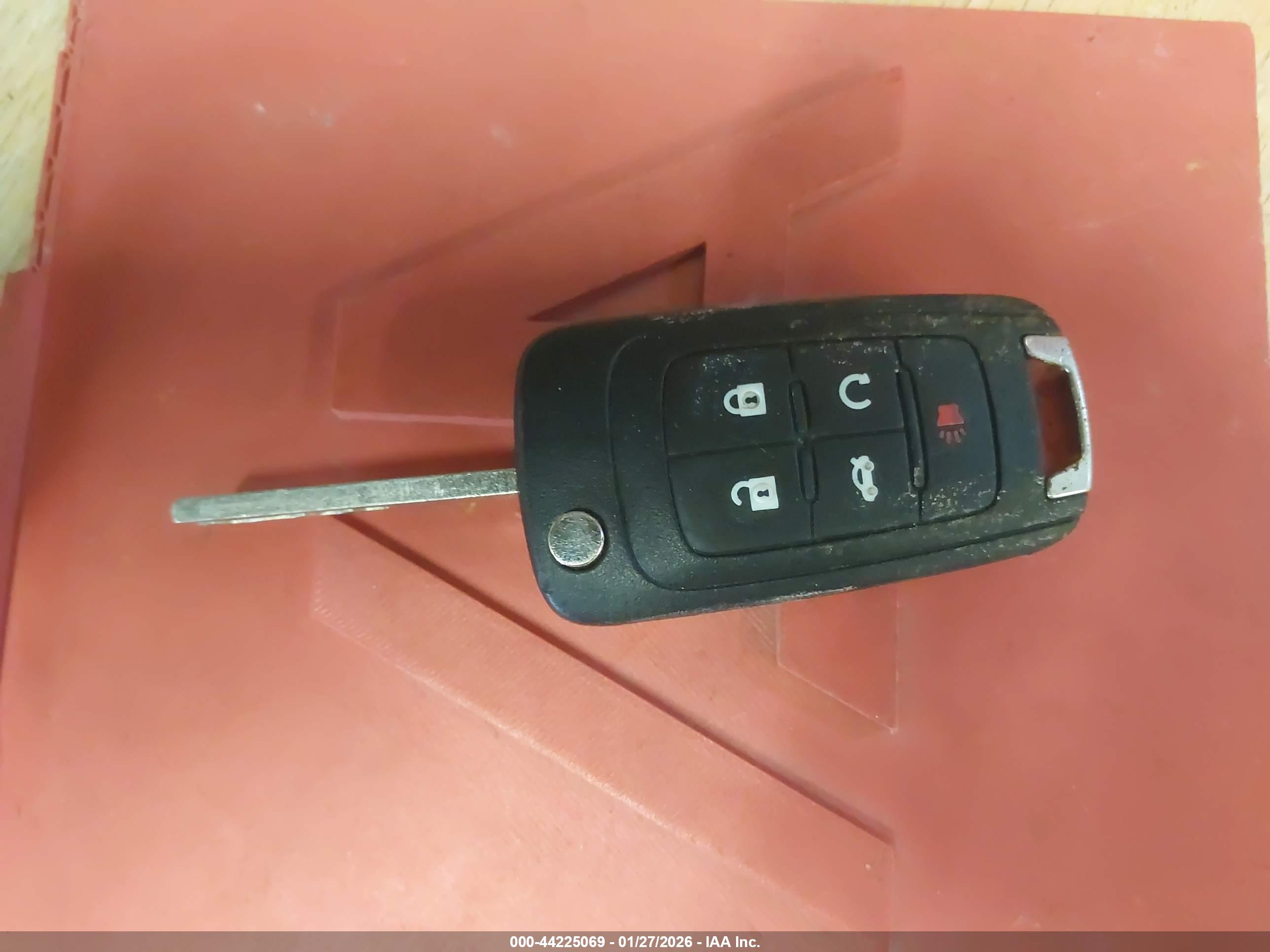 CHEVROLET EQUINOX image 11