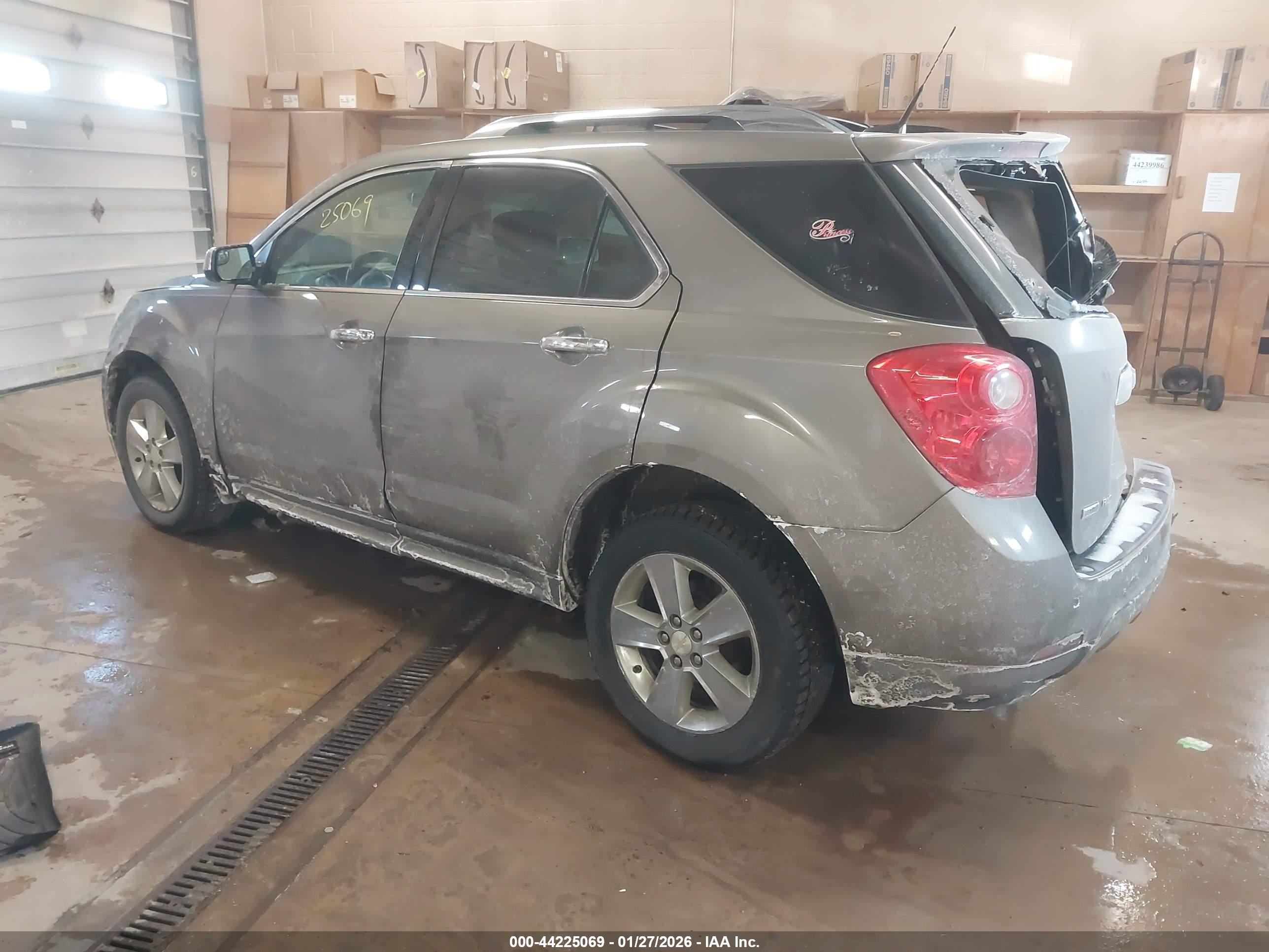 CHEVROLET EQUINOX image 3