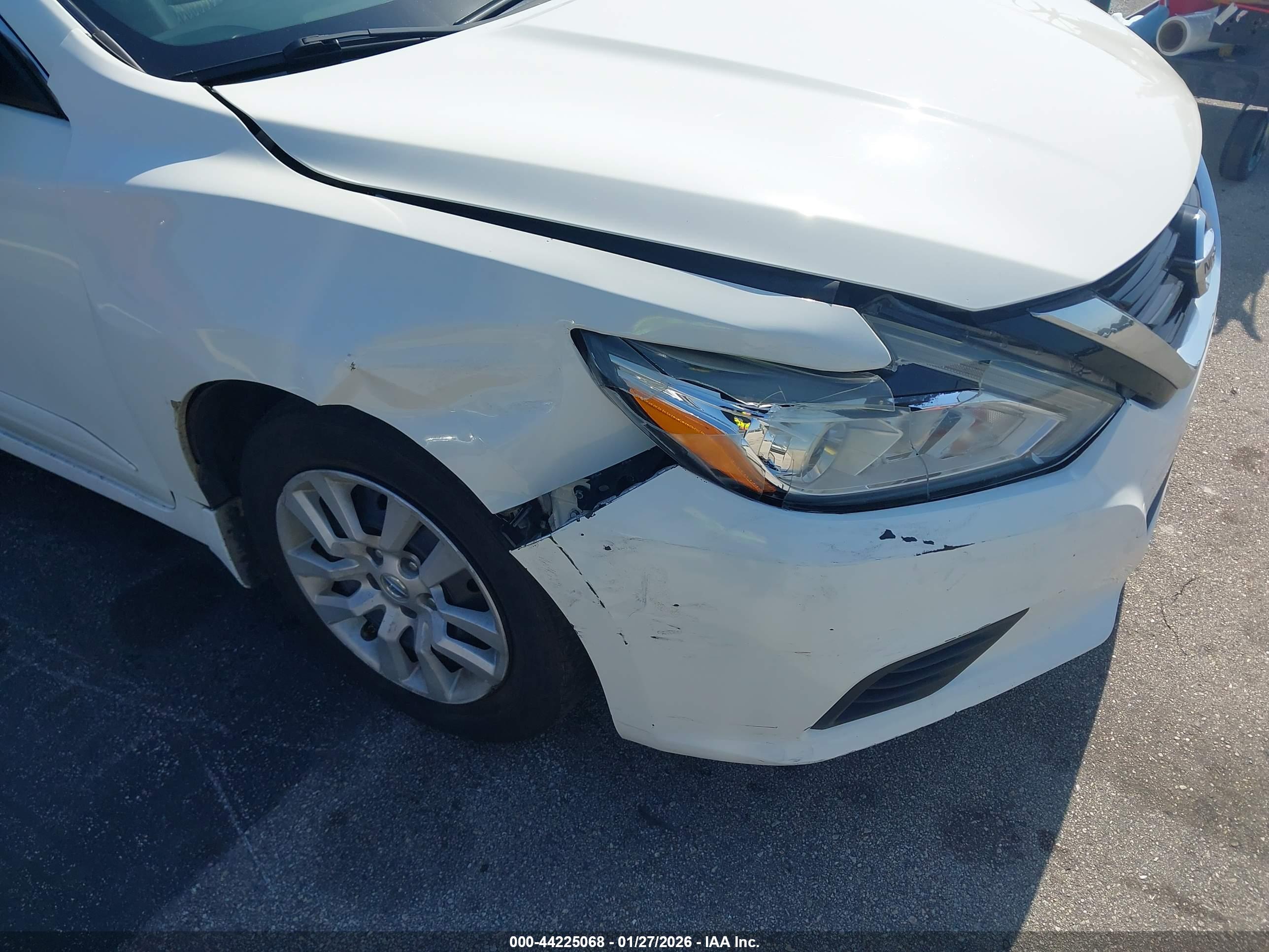 NISSAN ALTIMA image 6