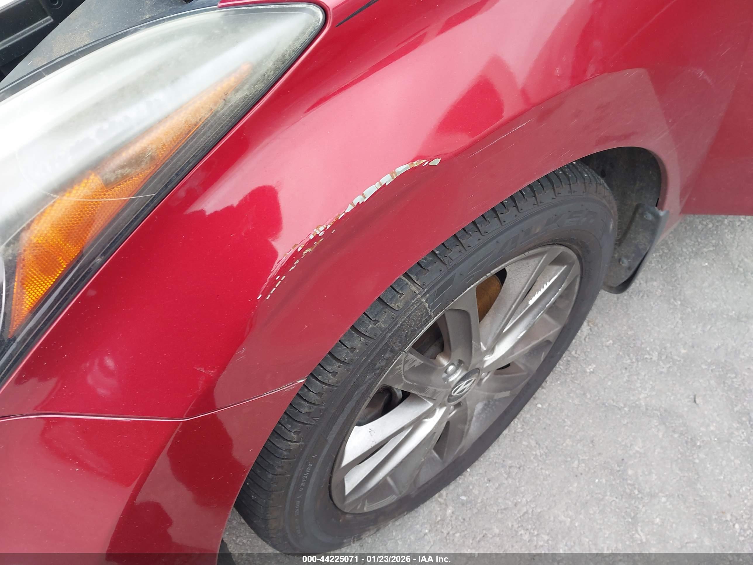 HYUNDAI ELANTRA image 6