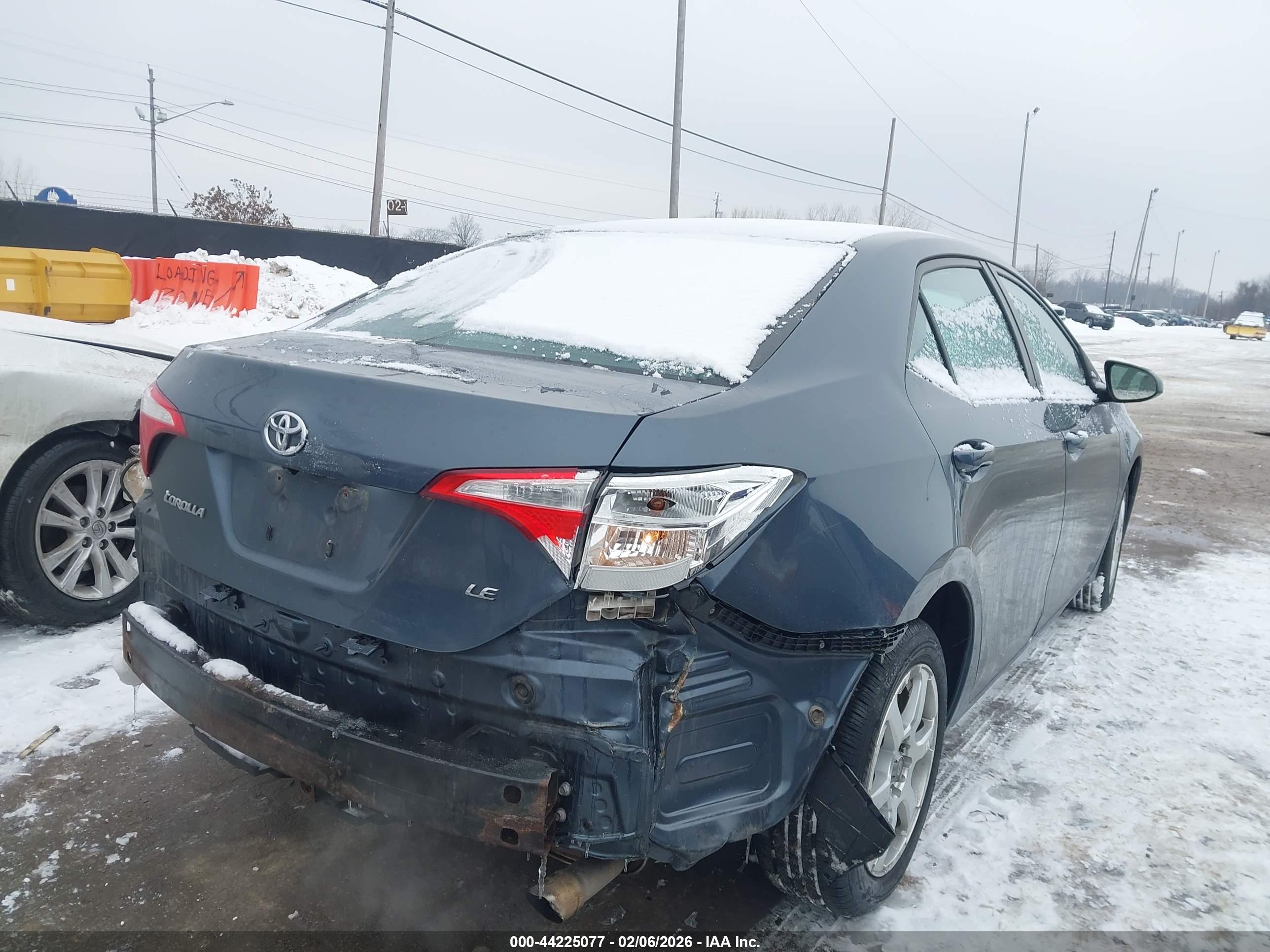 TOYOTA COROLLA image 4