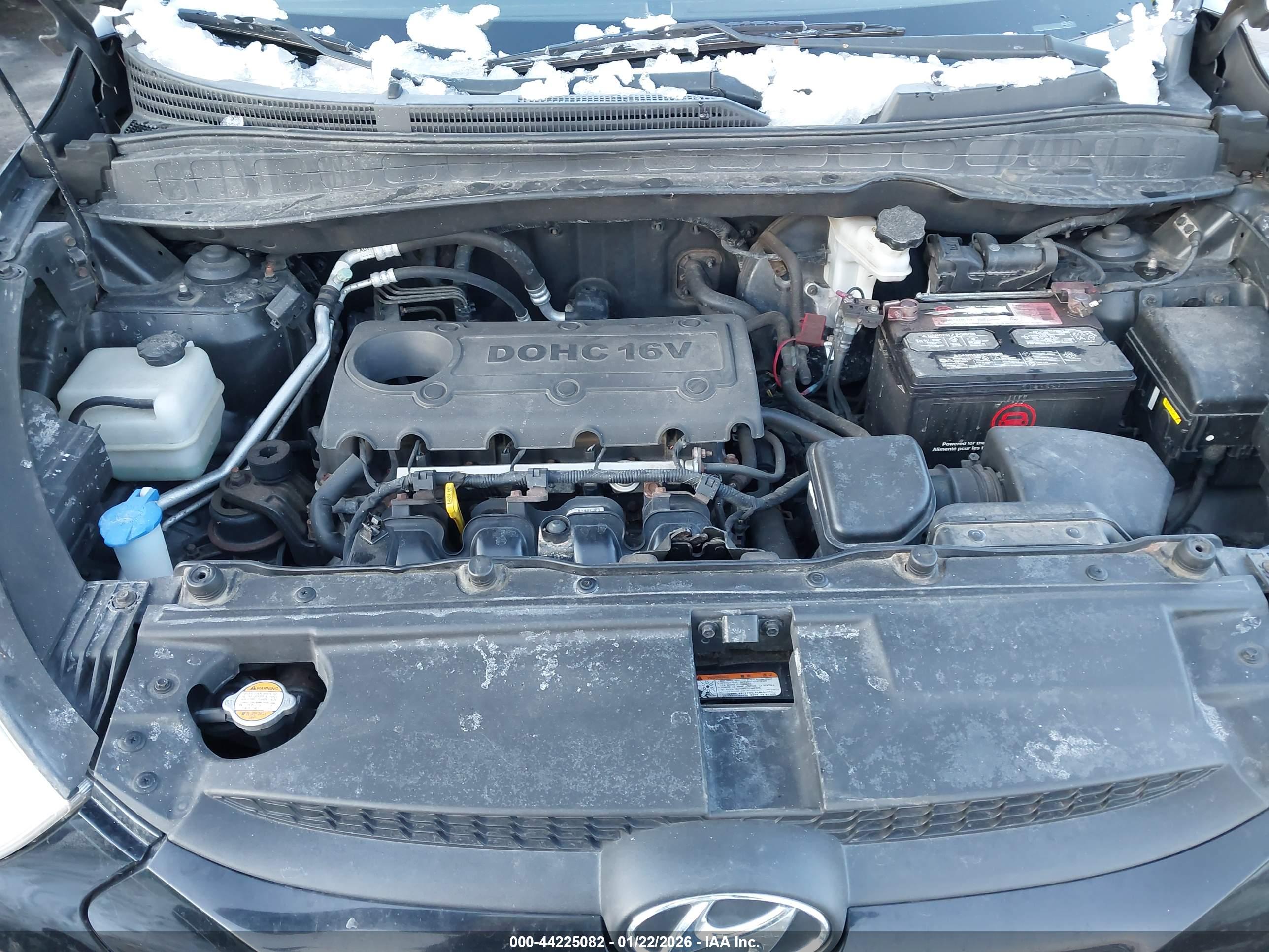 HYUNDAI TUCSON image 10