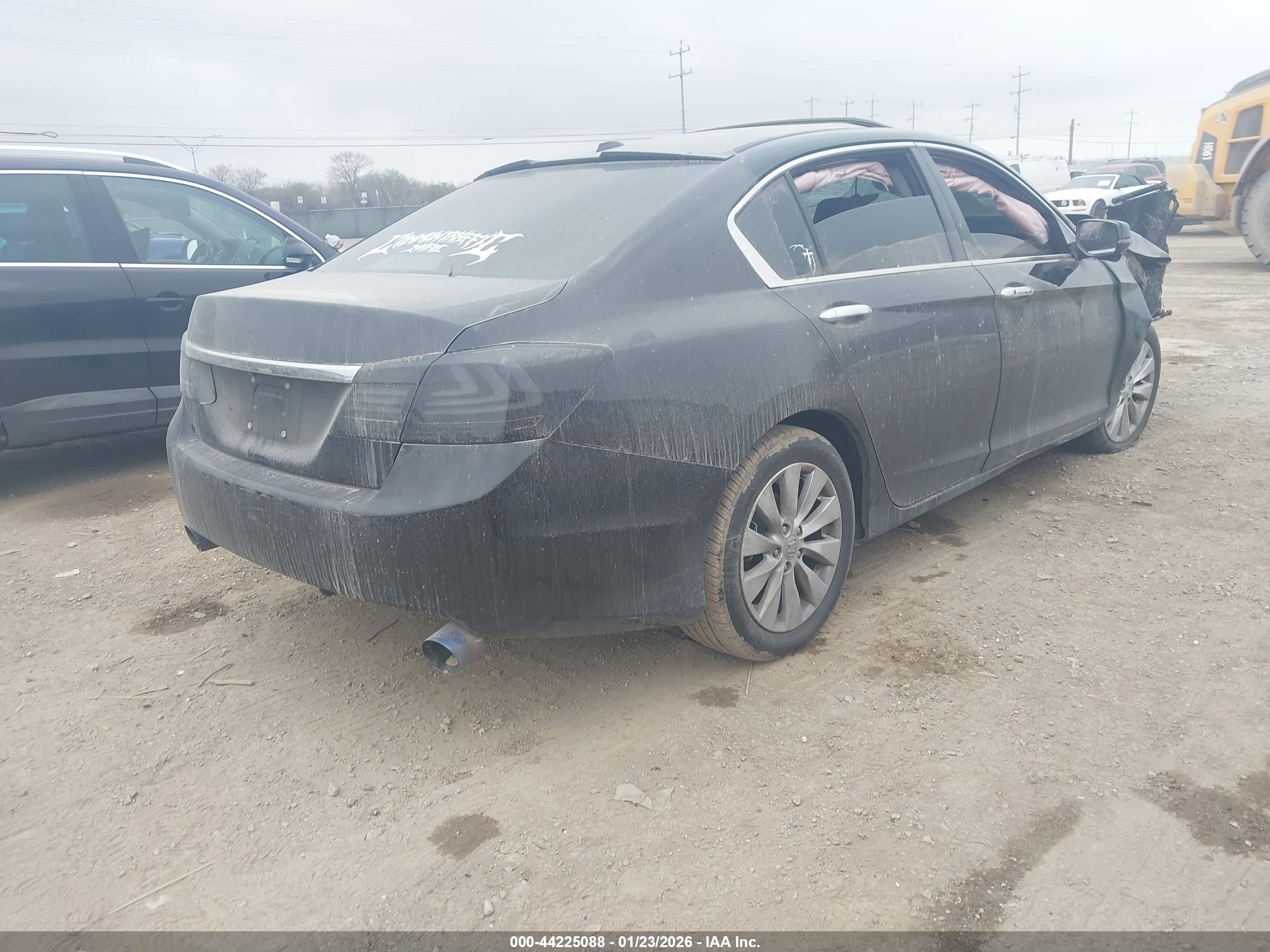 HONDA ACCORD image 4