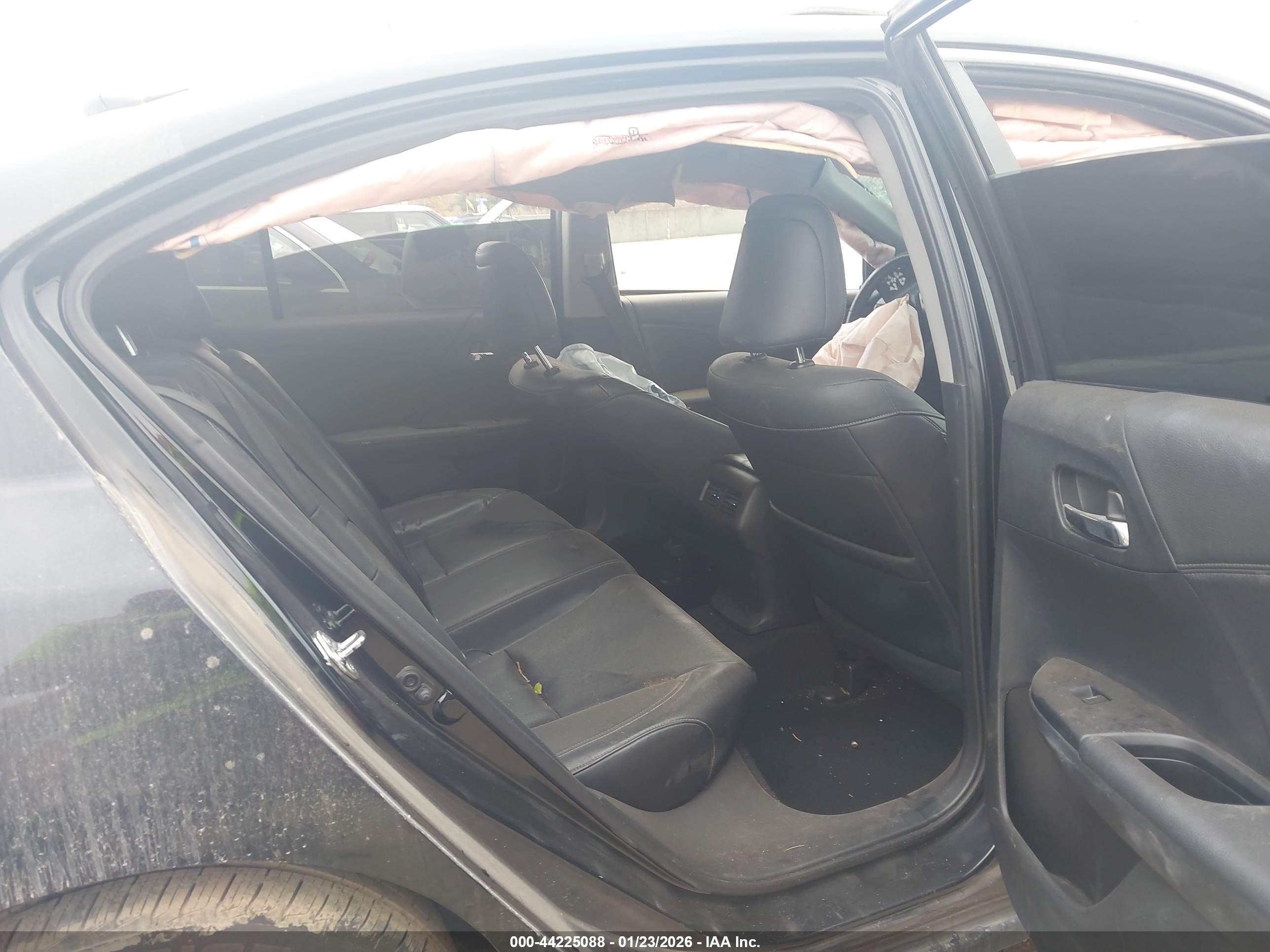 HONDA ACCORD image 8
