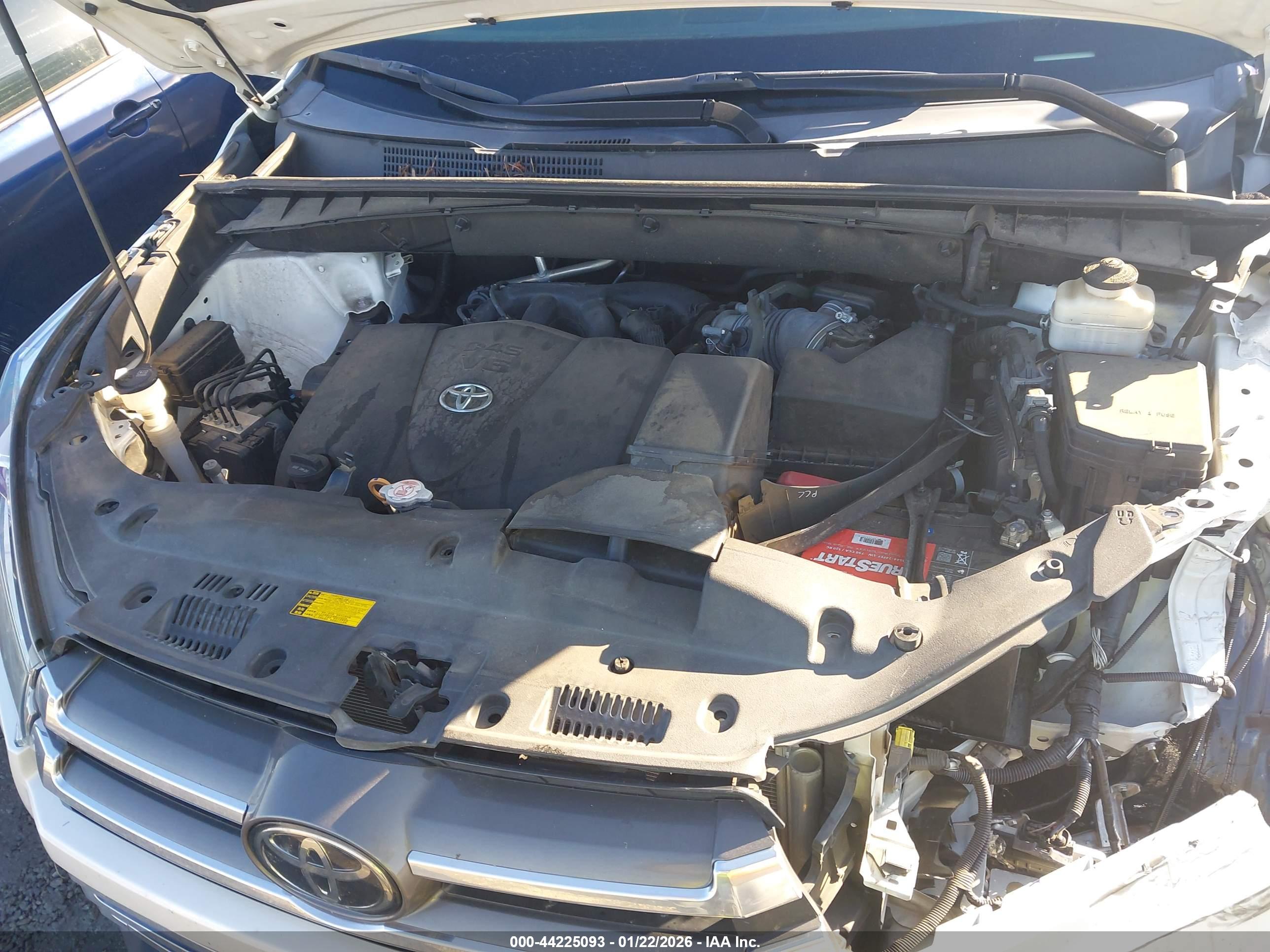 TOYOTA HIGHLANDER image 10