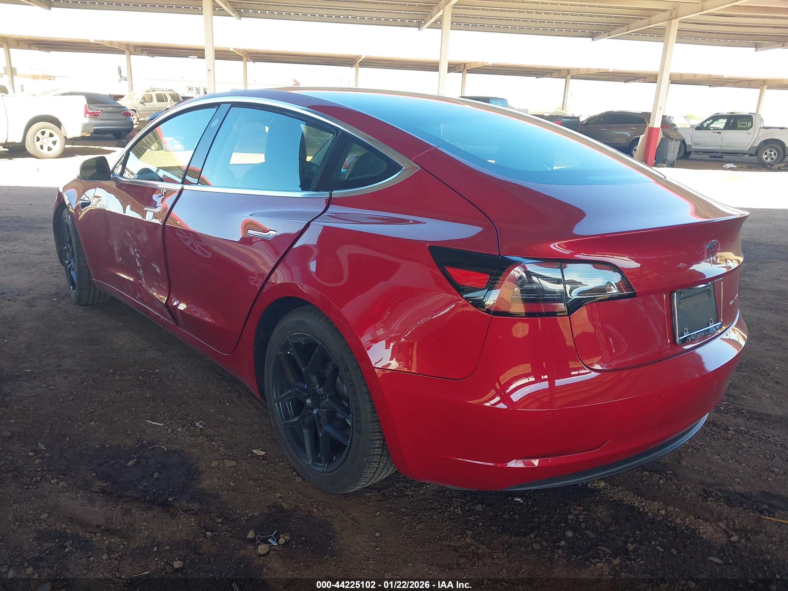 TESLA MODEL image 3