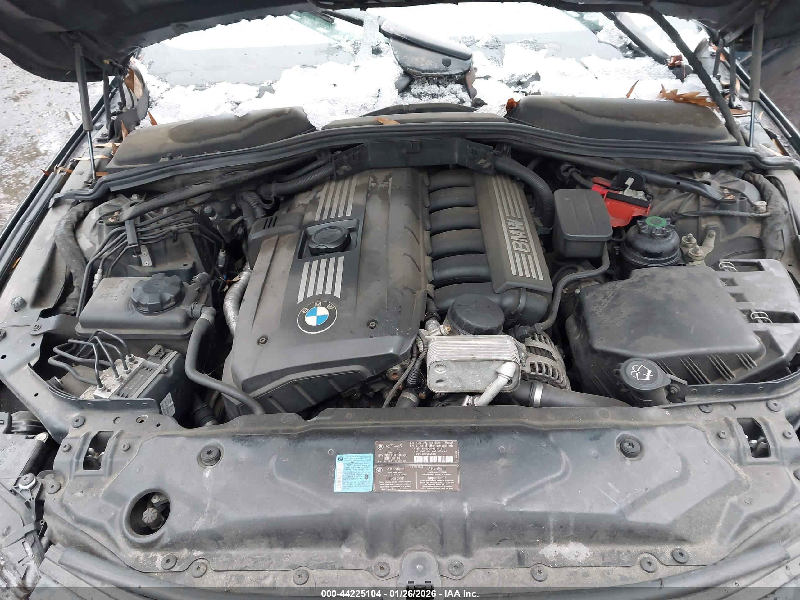 BMW 528I image 10
