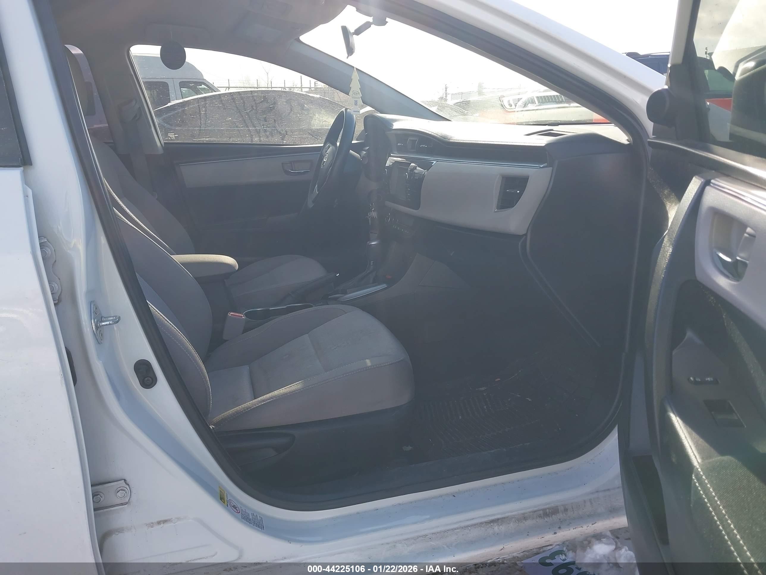 TOYOTA COROLLA image 5