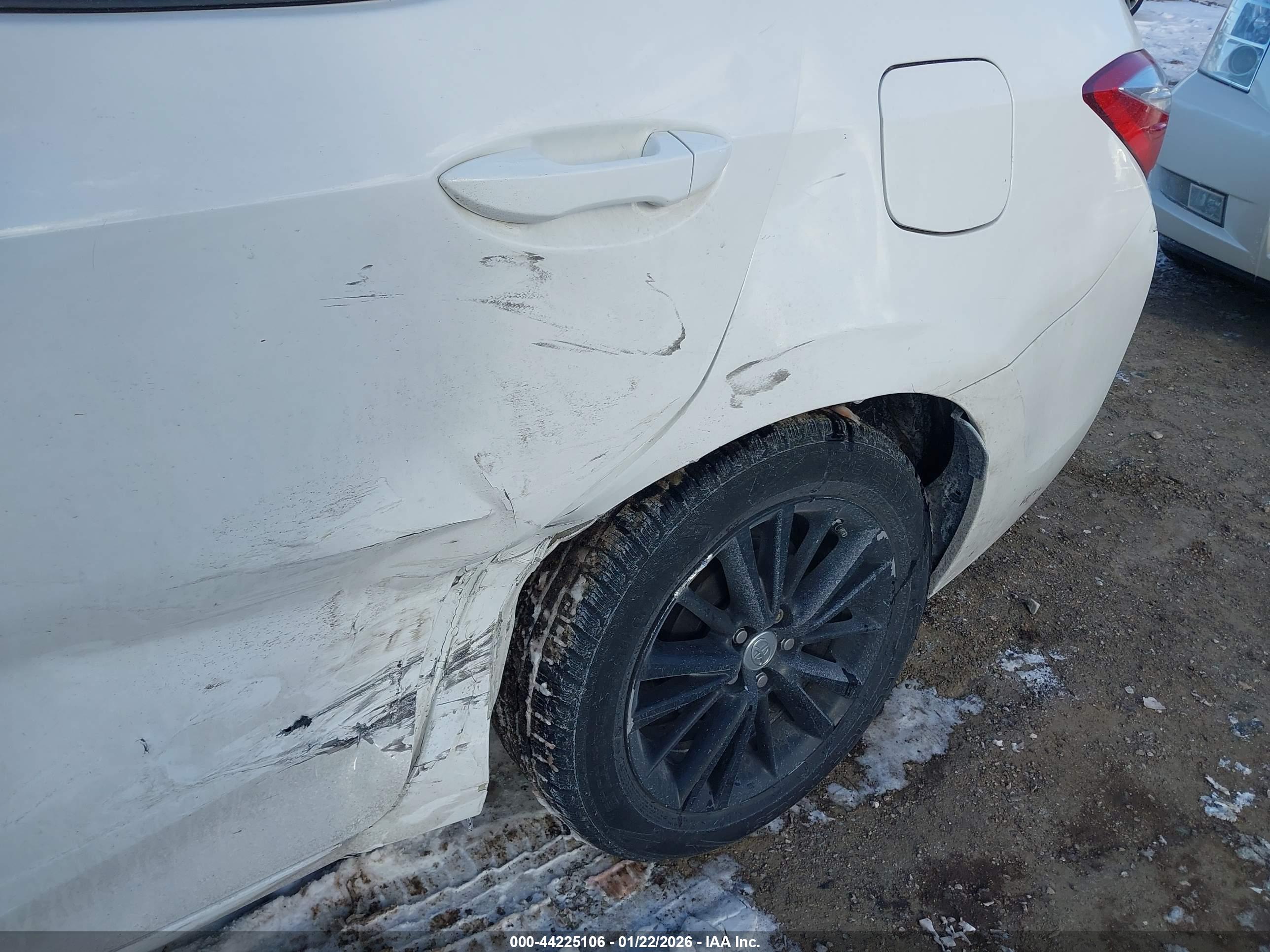 TOYOTA COROLLA image 6