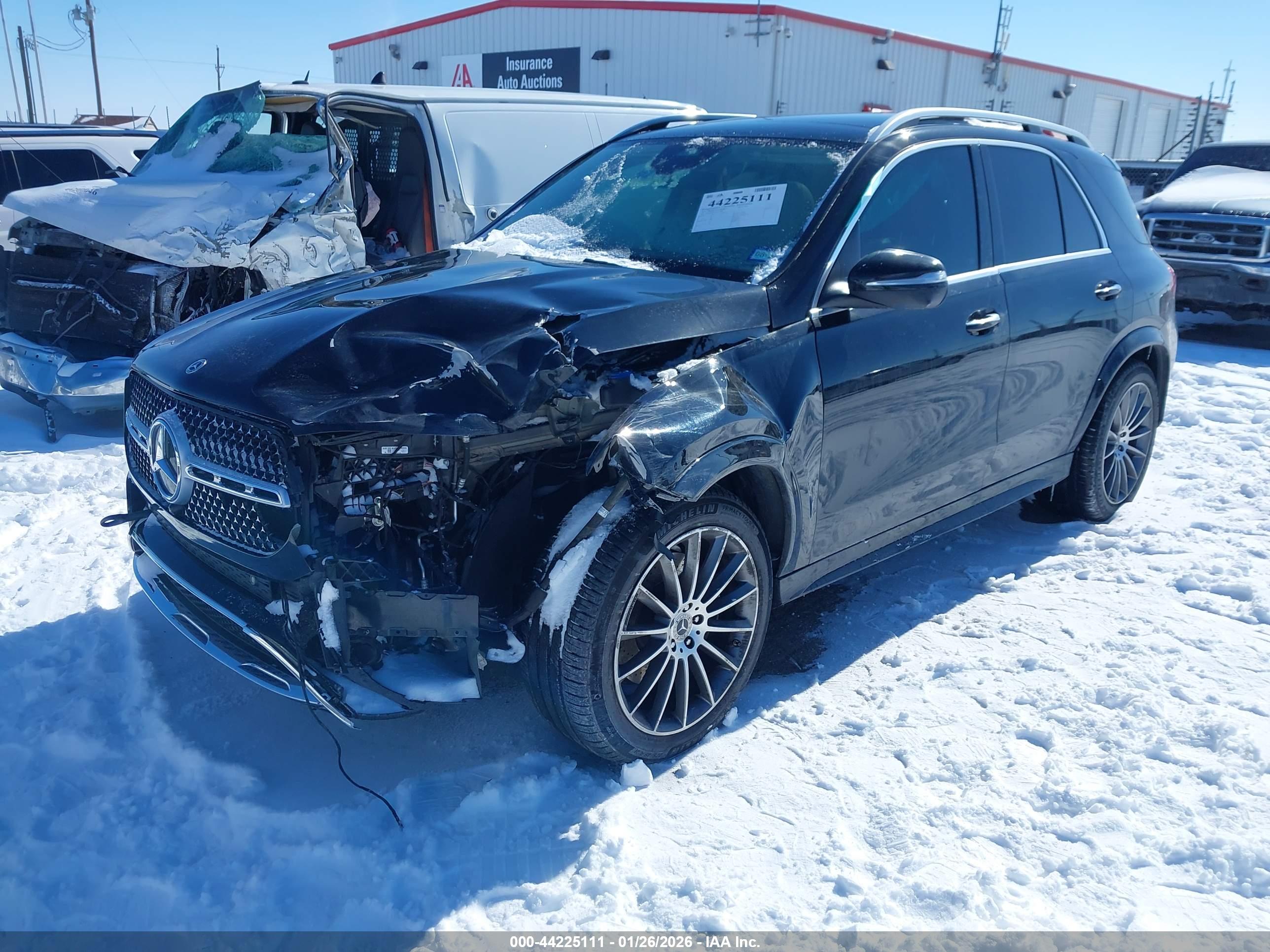 MERCEDES-BENZ GLE image 2